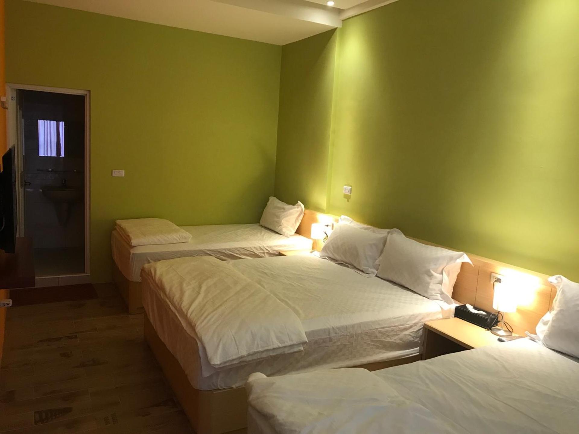 Photo 11