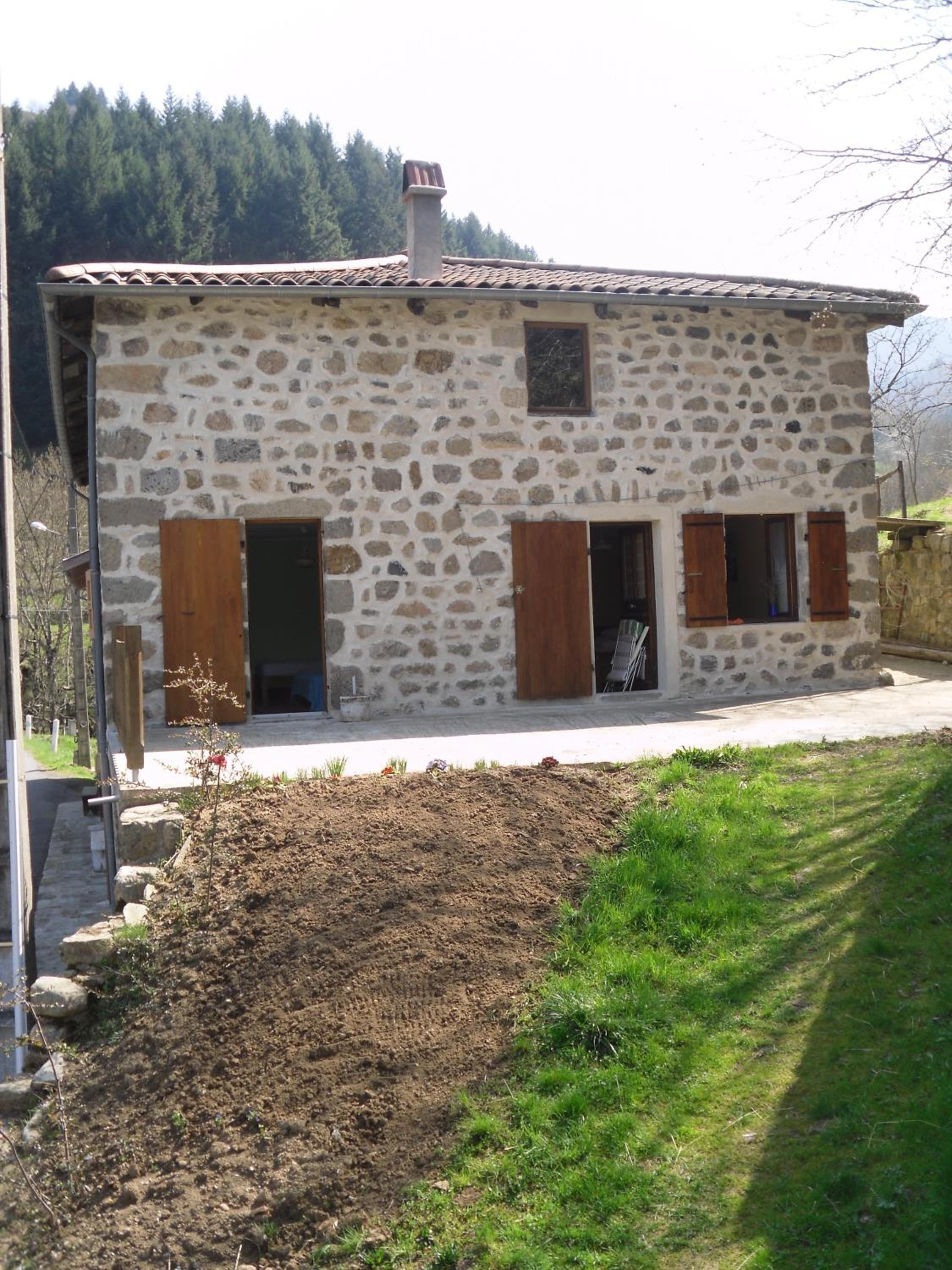 Photo 10