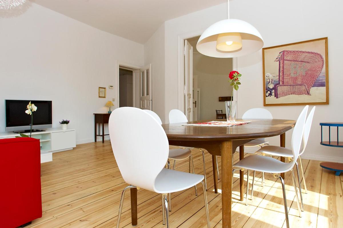Apartment Prenzlauer Allee photo 4