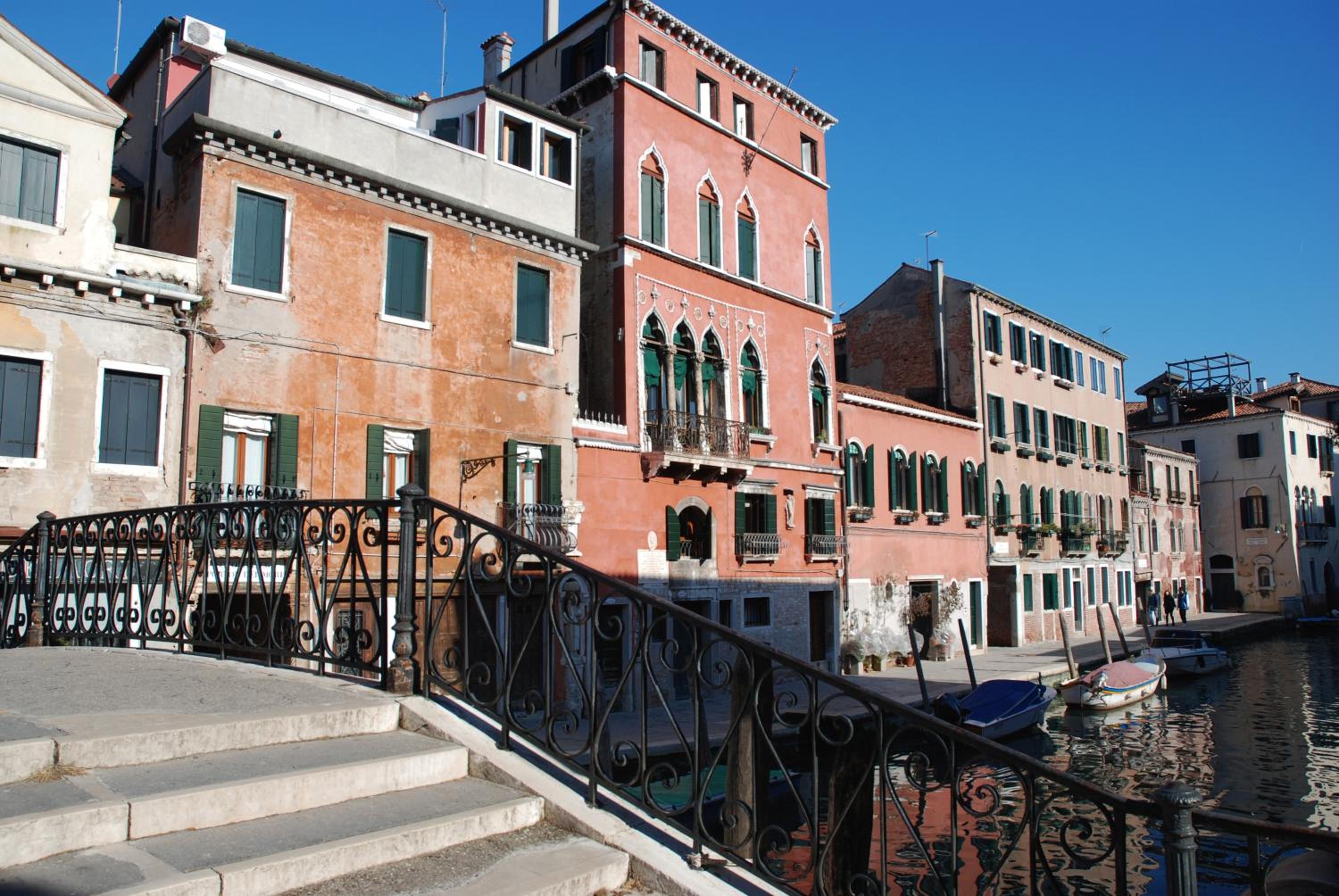 CA' LETIZIA Authentic Classic Apartment in Venice in typical Venetian style