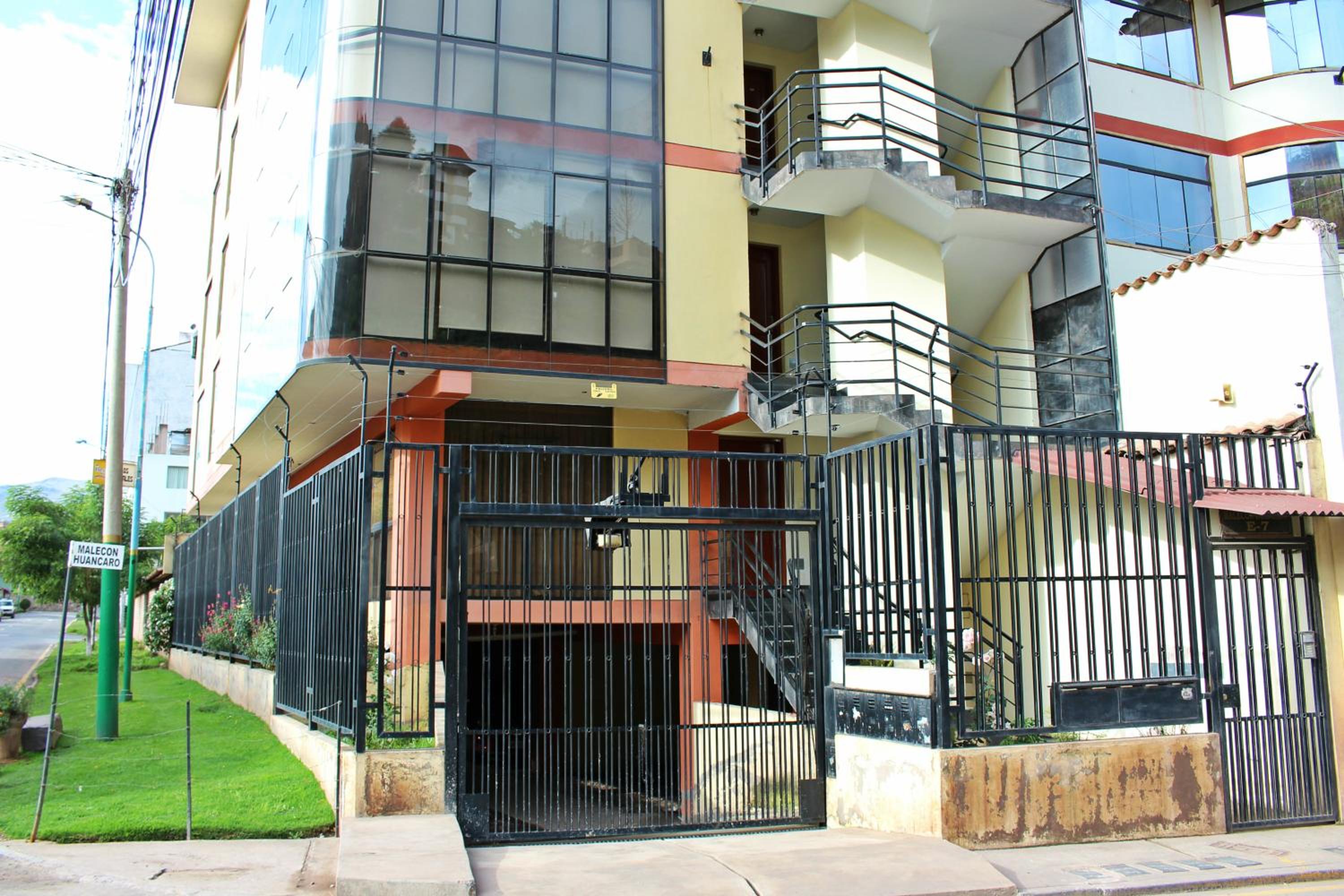 Photo 11