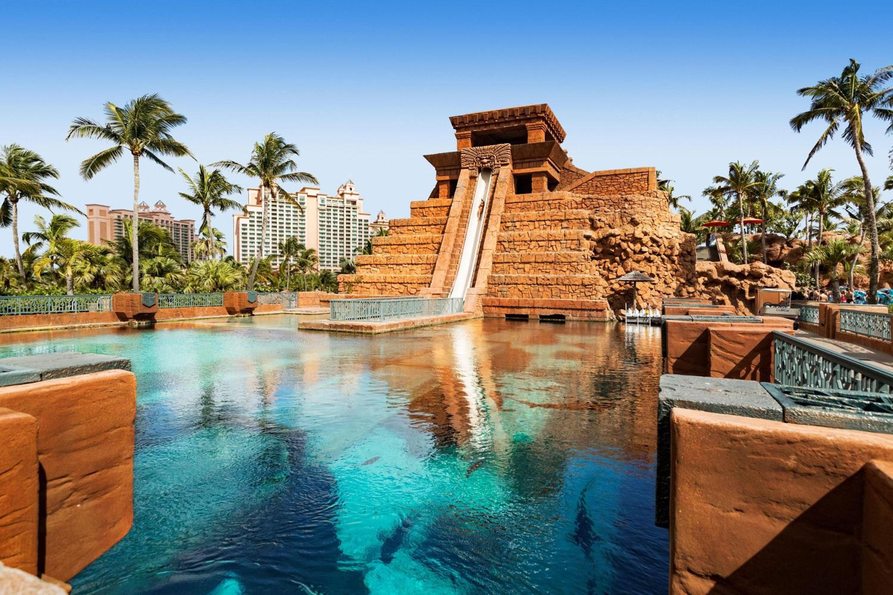 Harborside Resort & Vacation Rentals at Atlantis