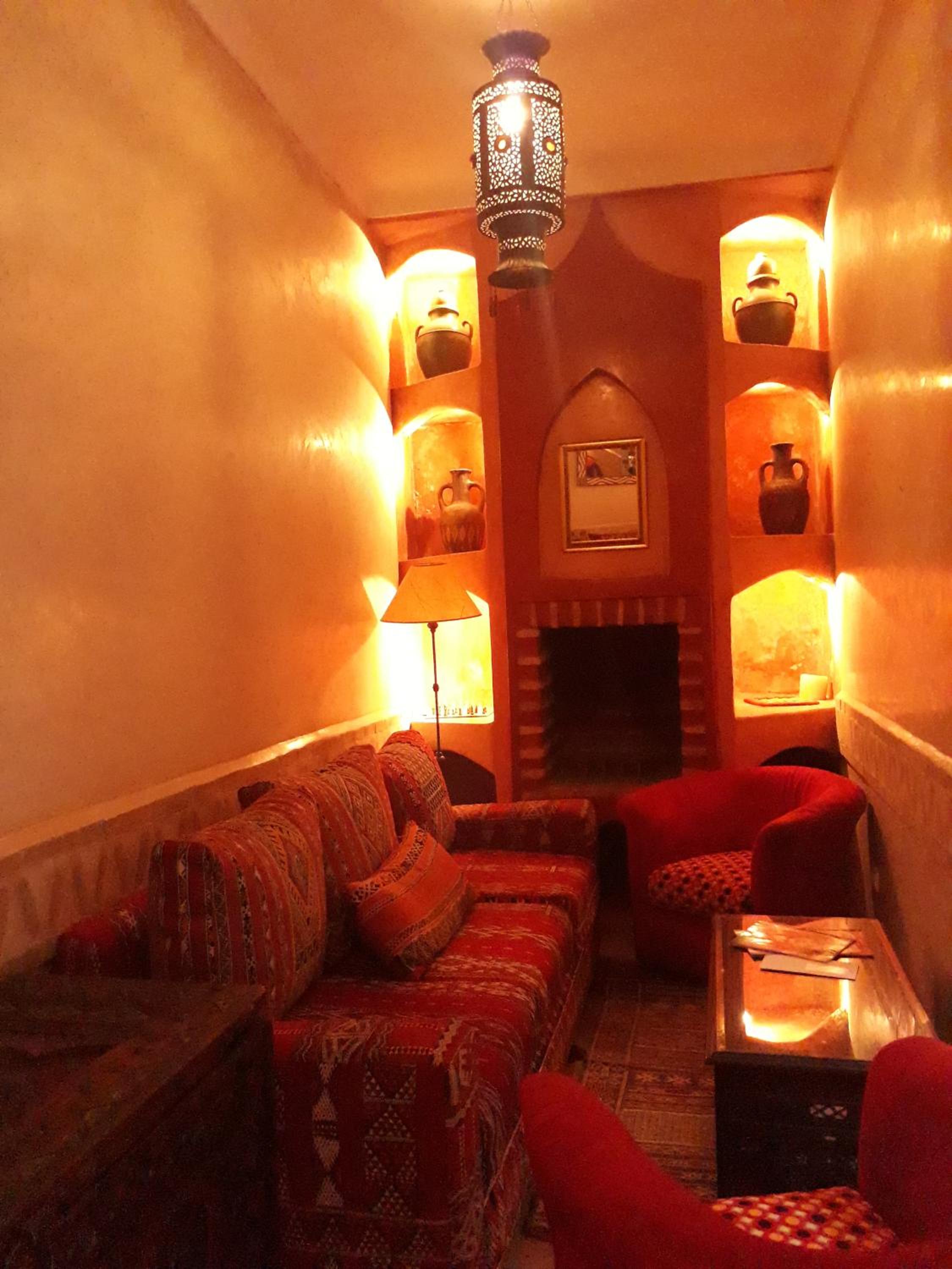 lounge