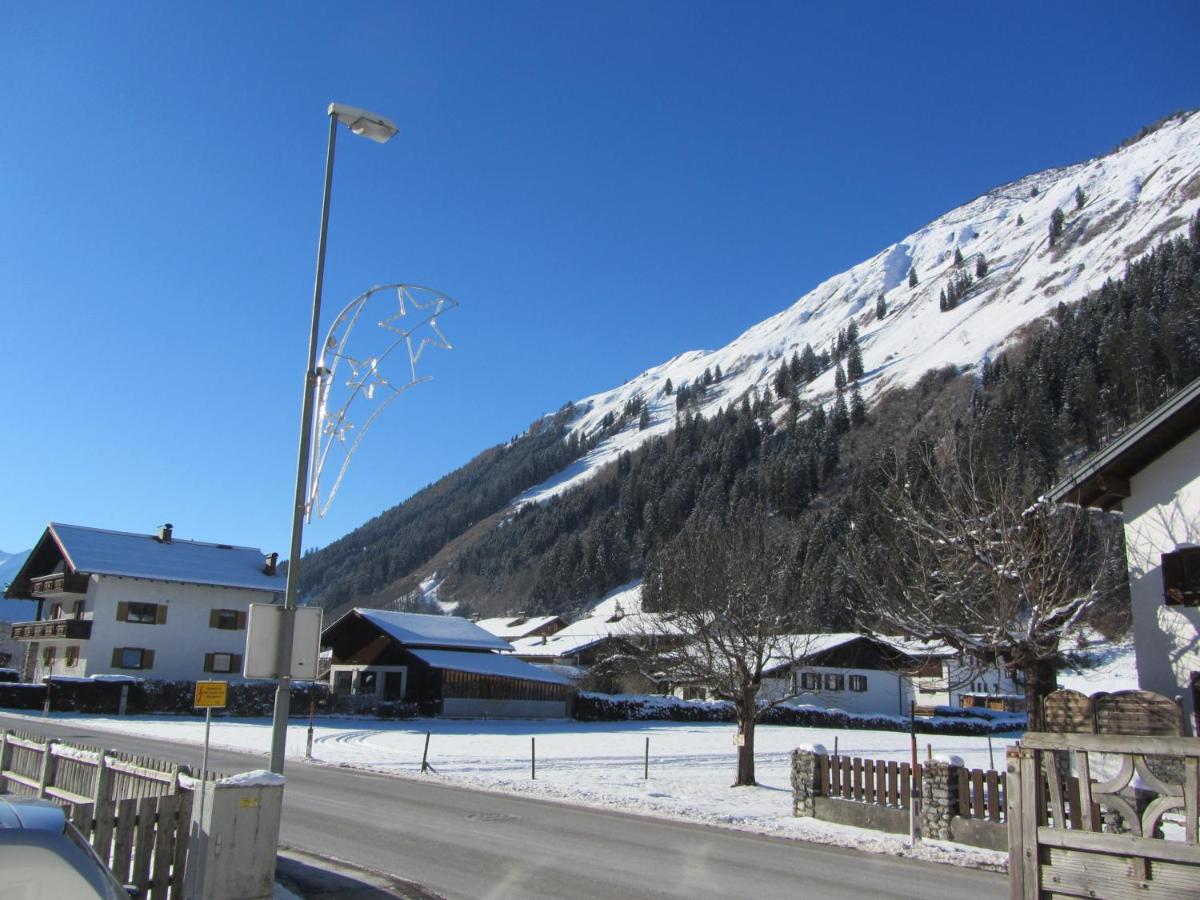 Photo 21
