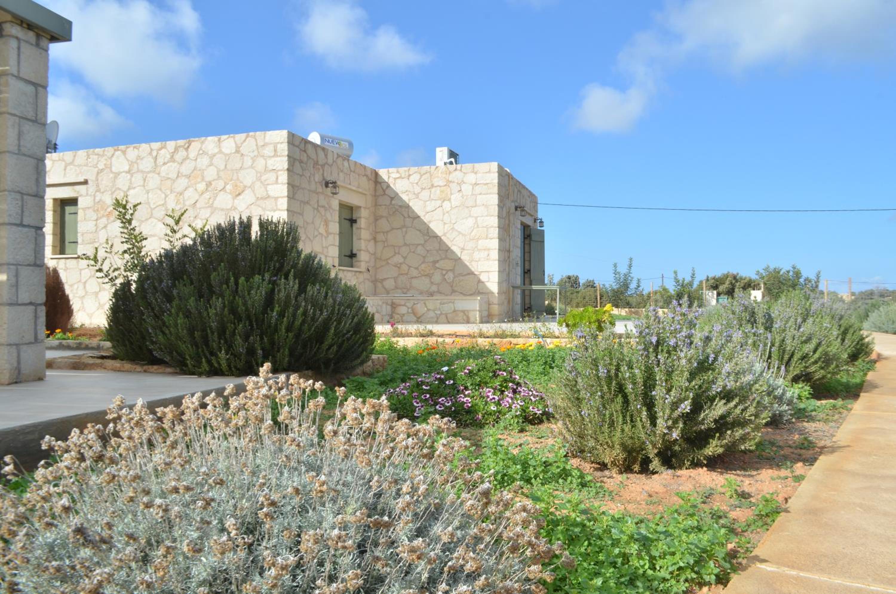 Kalypso Apartments