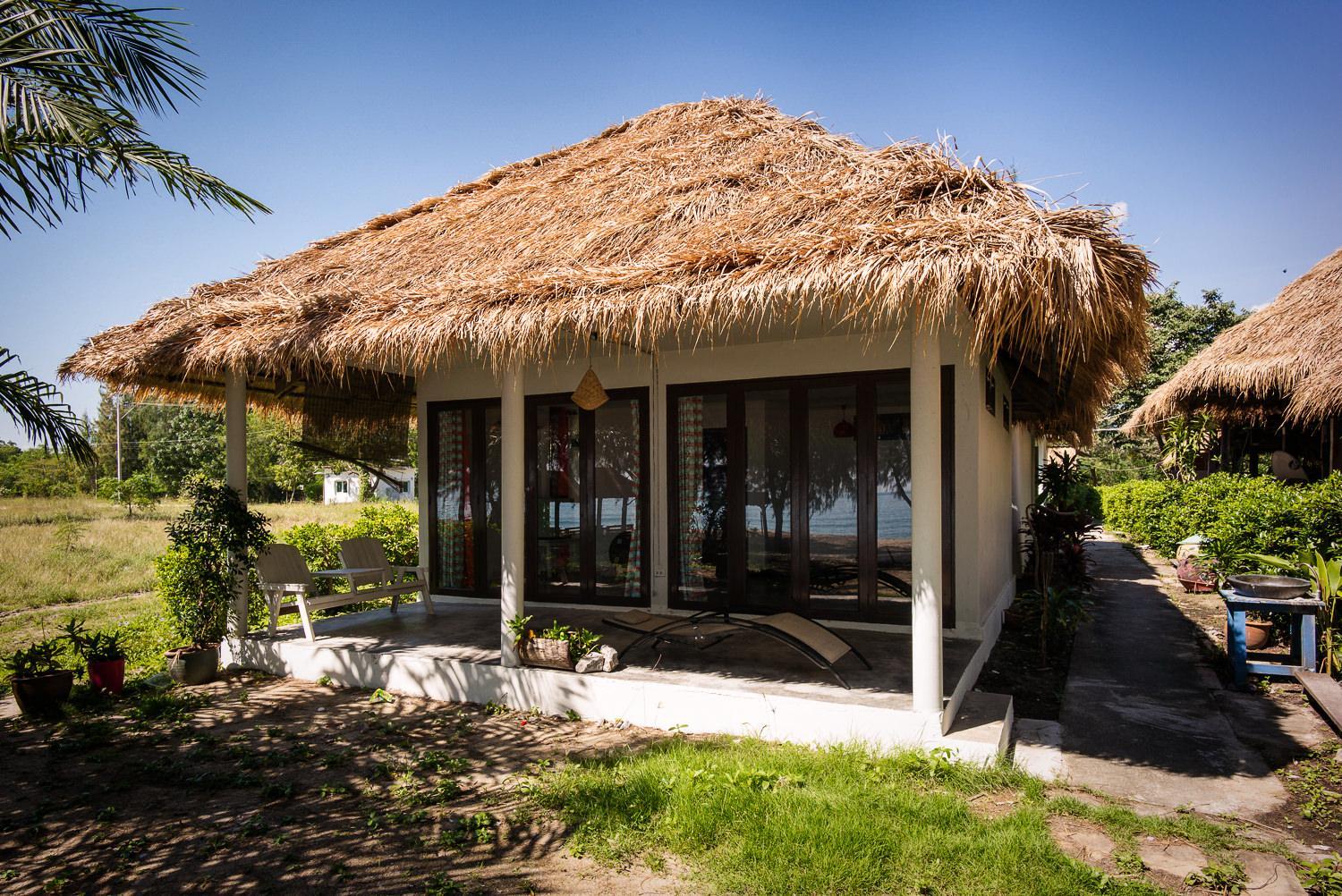 Mumsa Beach Resort & Restaurant