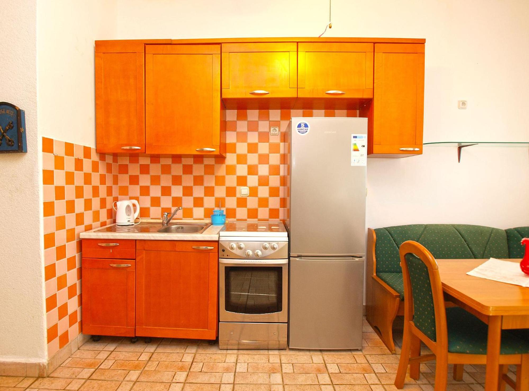 Apartments Ivo 1328