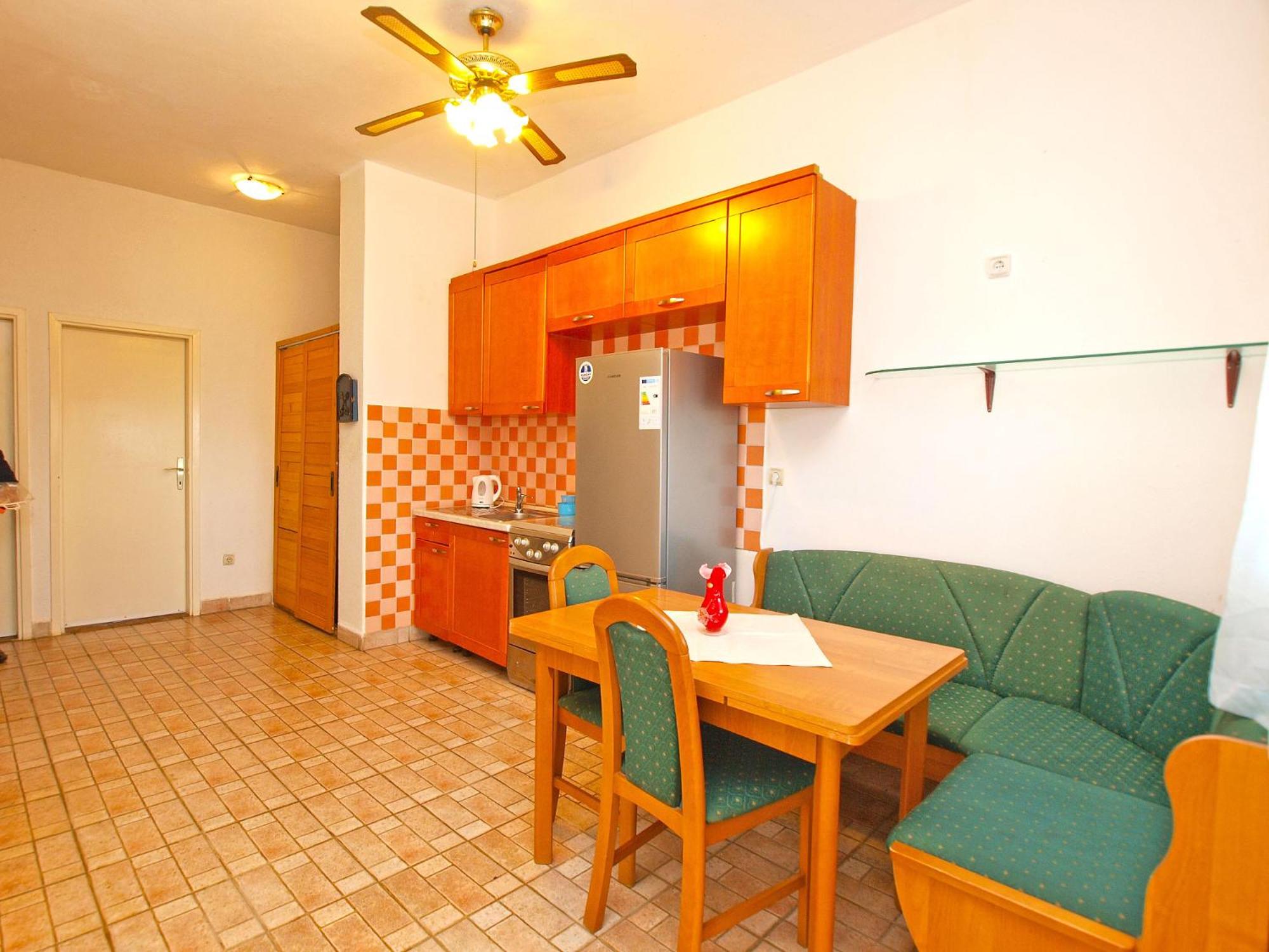 Apartments Ivo 1328