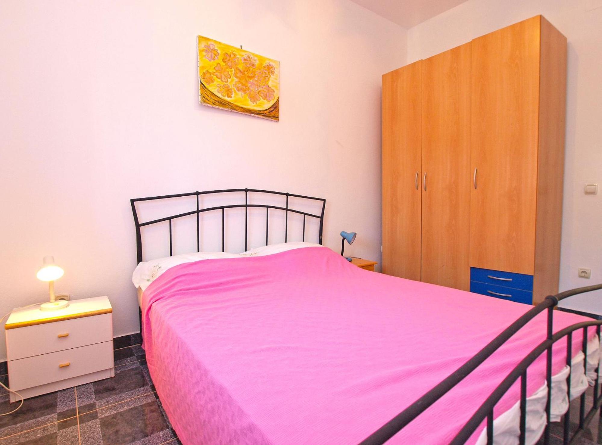 Apartments Ivo 1328