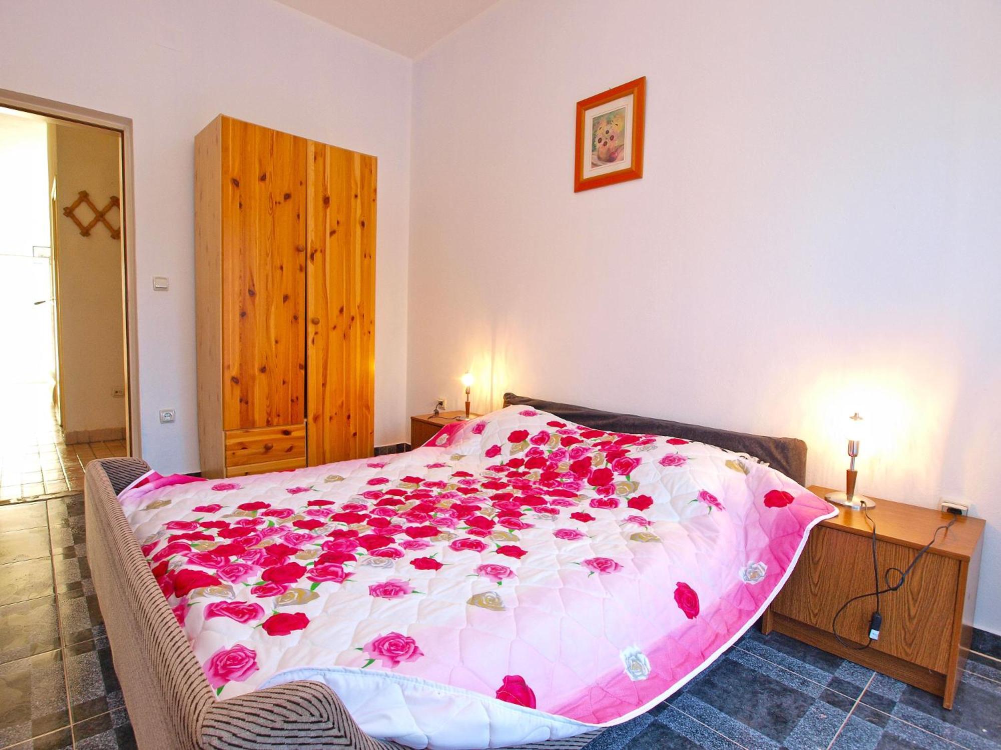 Apartments Ivo 1328