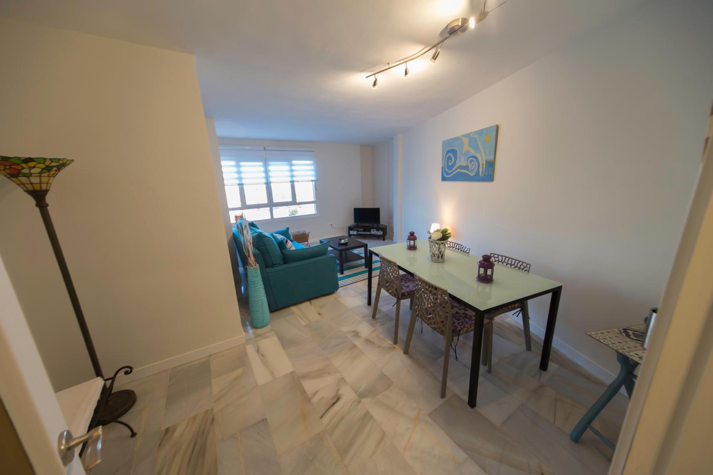 Quiet Downtown Apartament