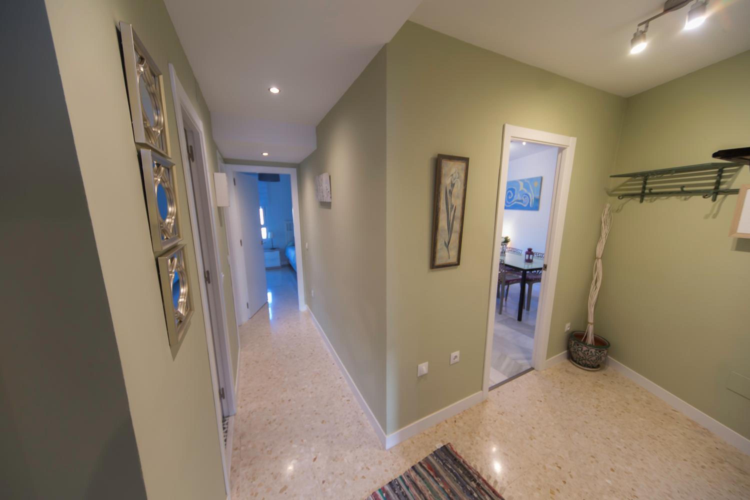 Quiet Downtown Apartament