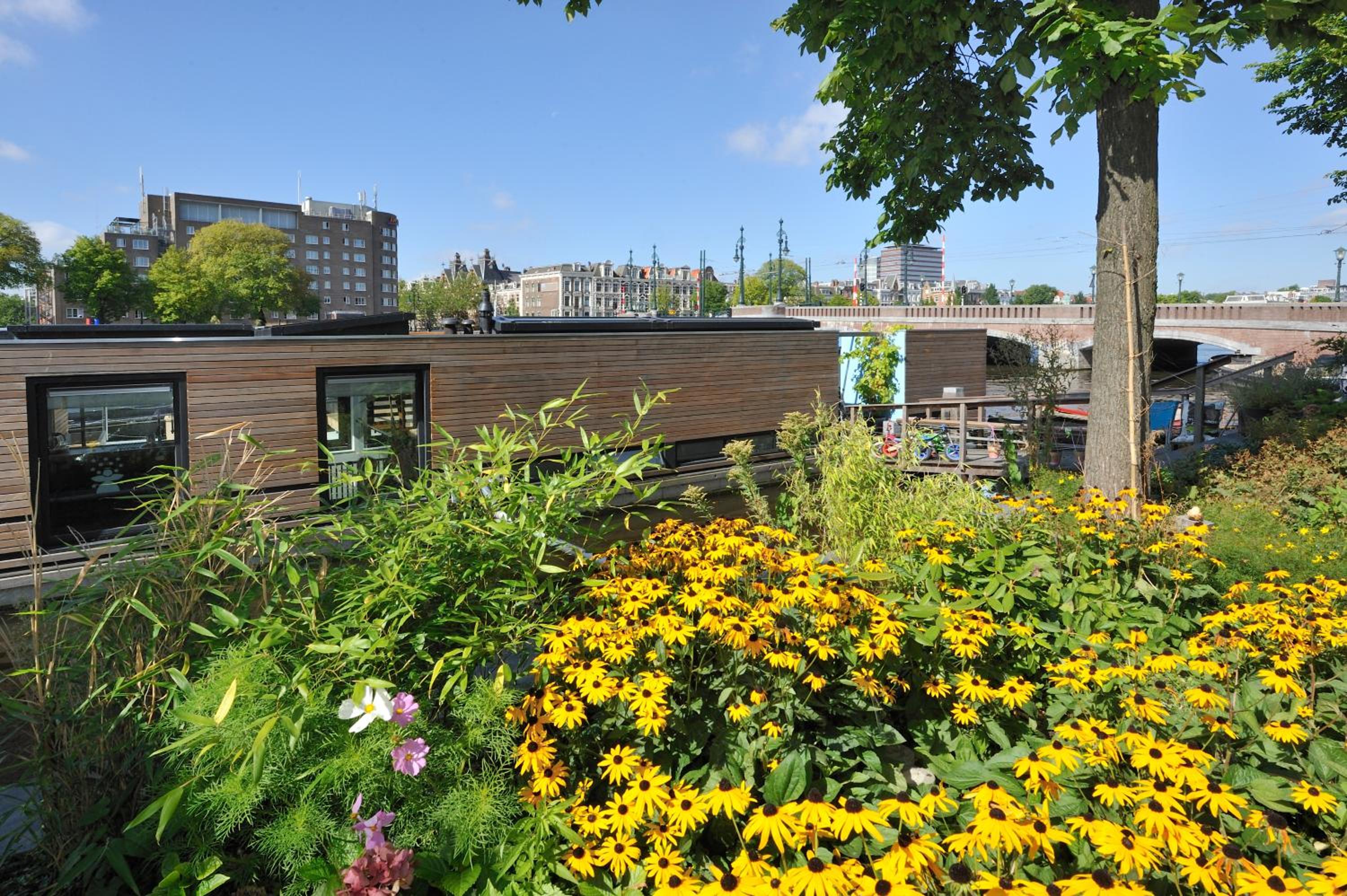 Houseboat Ark van Amstel
