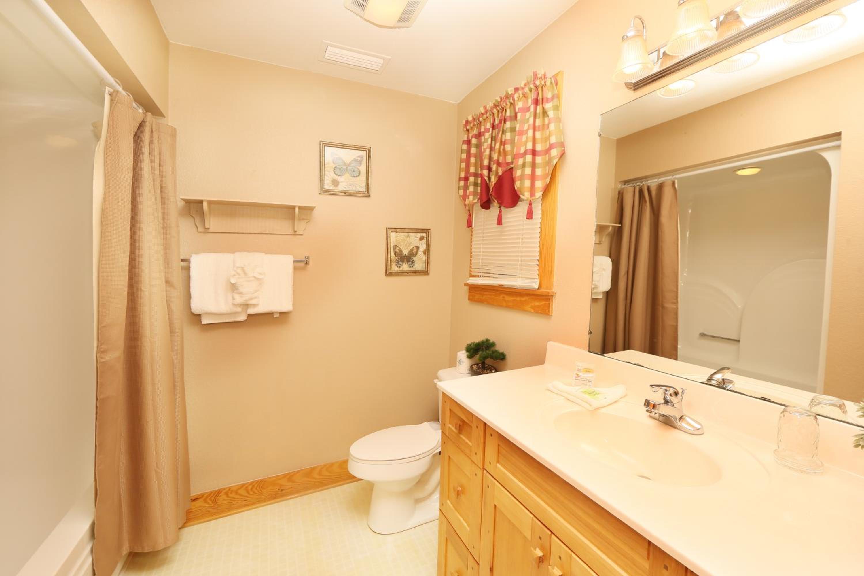 Peaceful Condo for your perfect Mountain Getaway