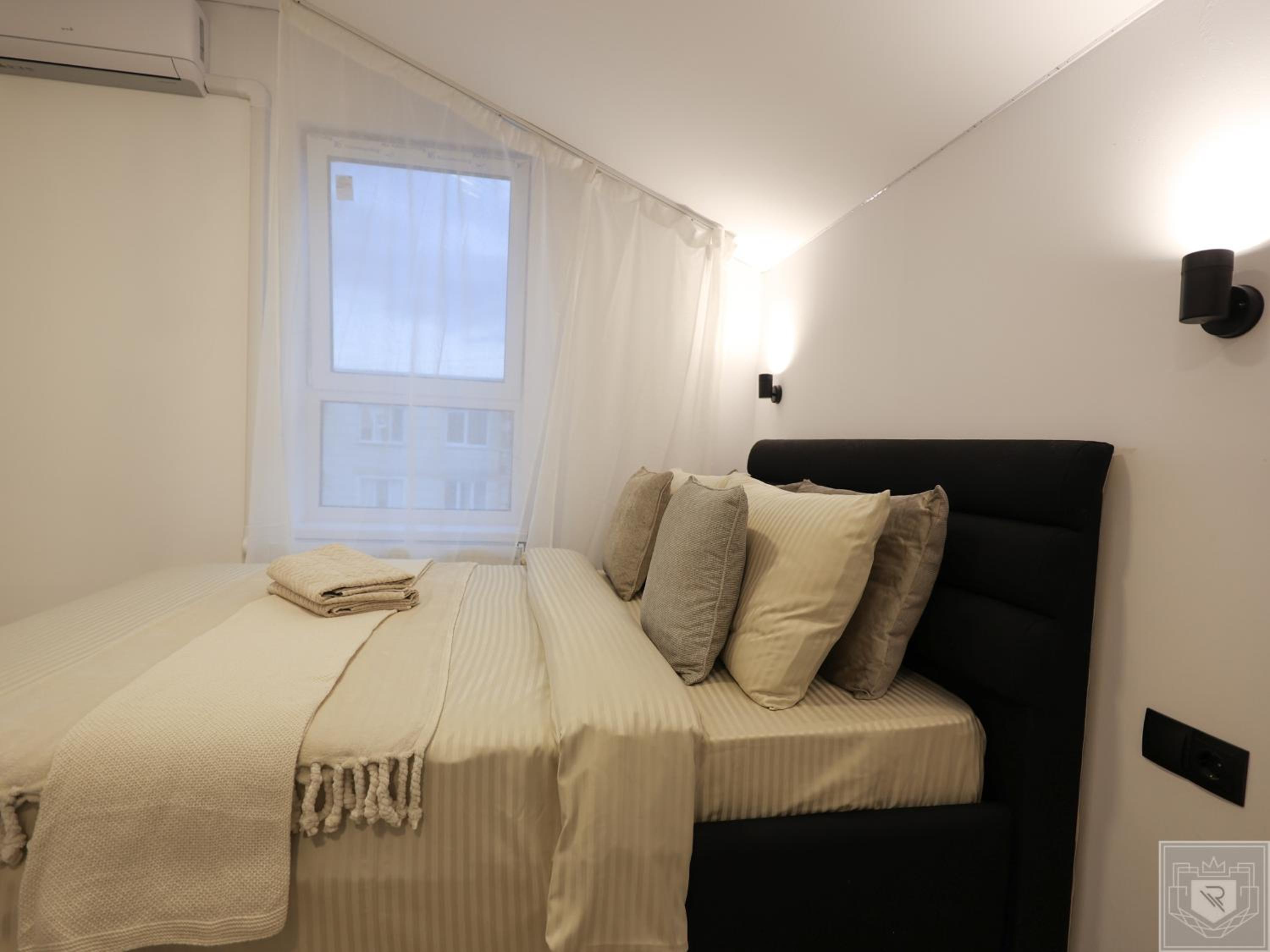 RentHouse Apart-Hotel Room #15