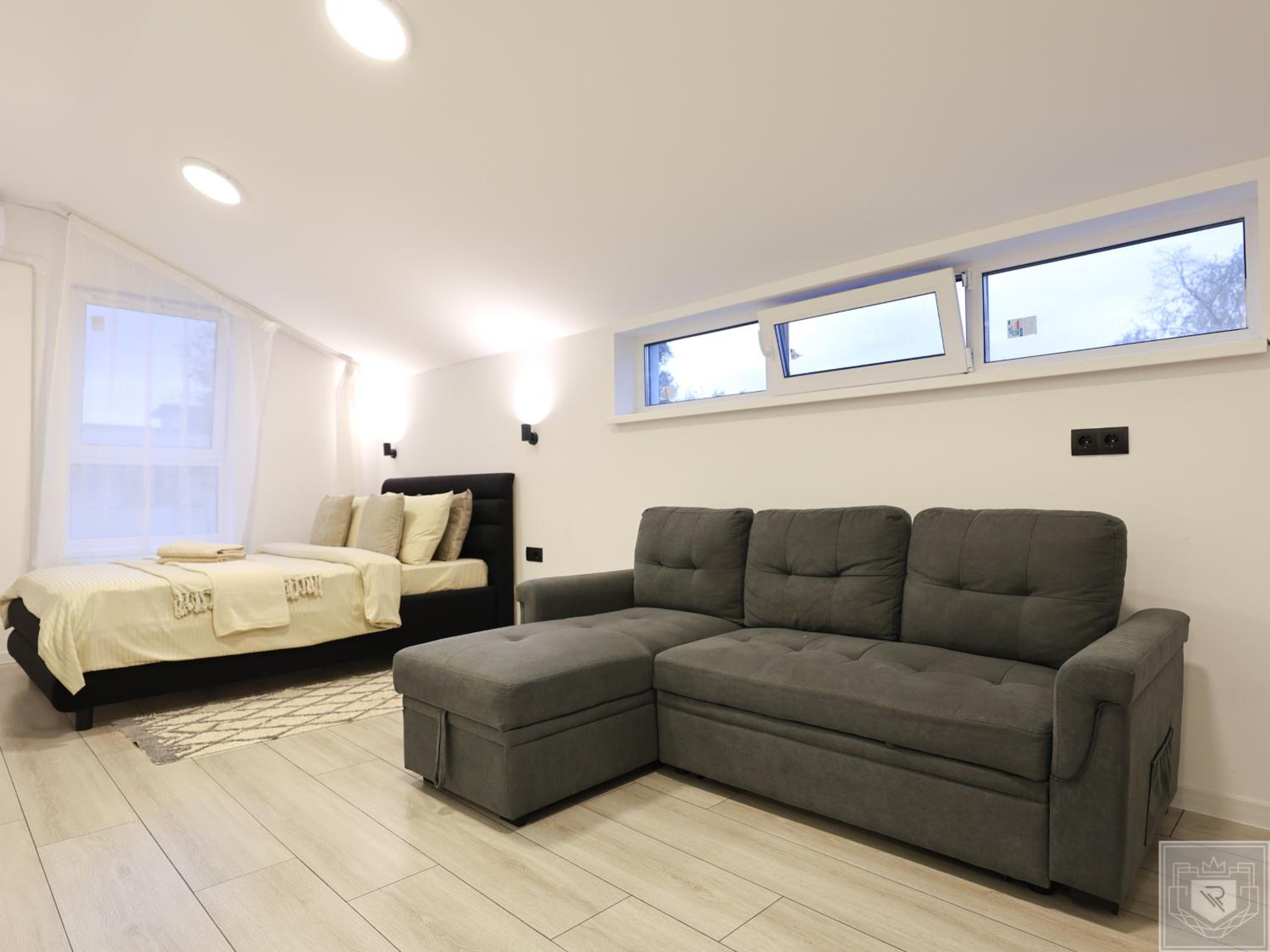 RentHouse Apart-Hotel Room #15