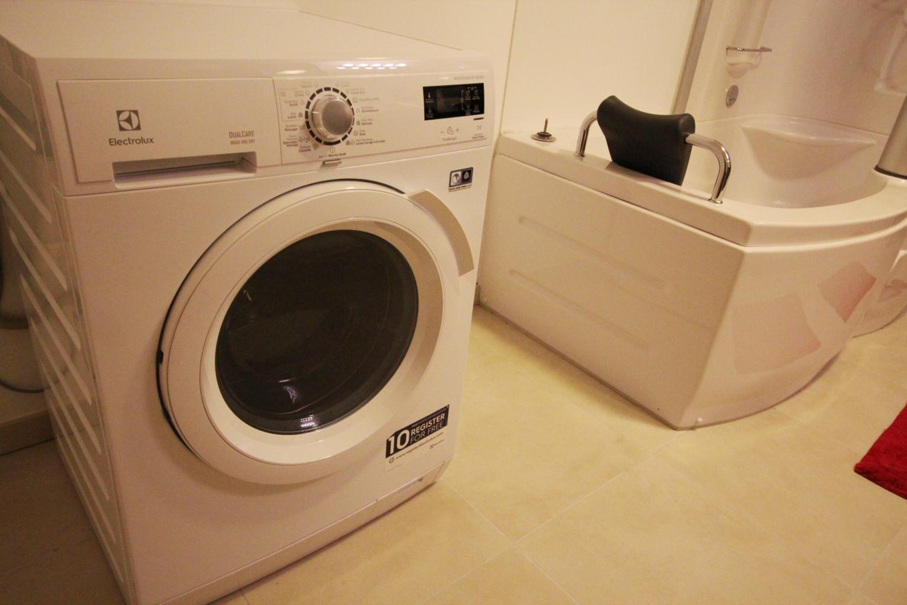 Photo 37