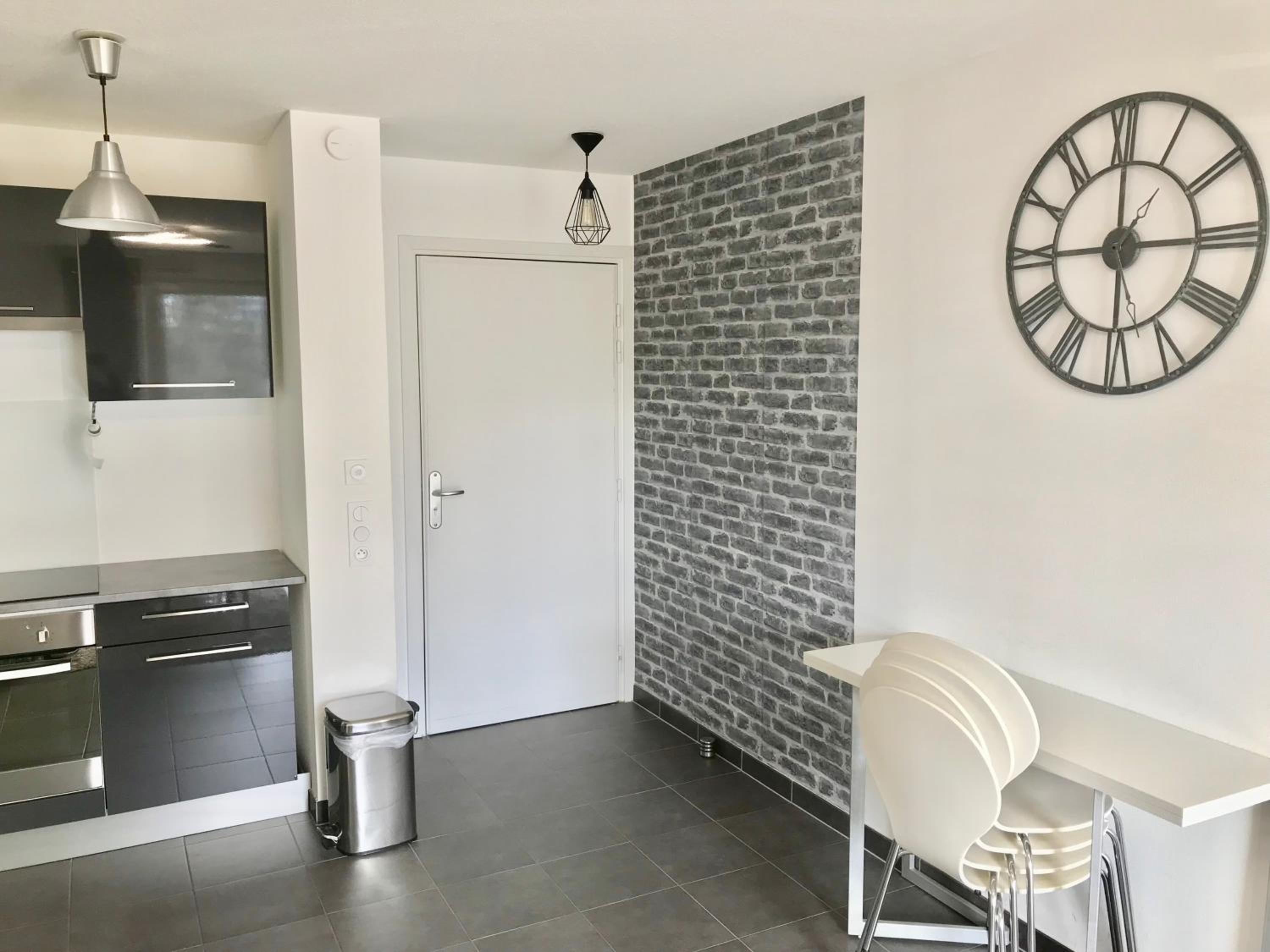 LeT2 Appartement Moderne avec Terrasse et Parking