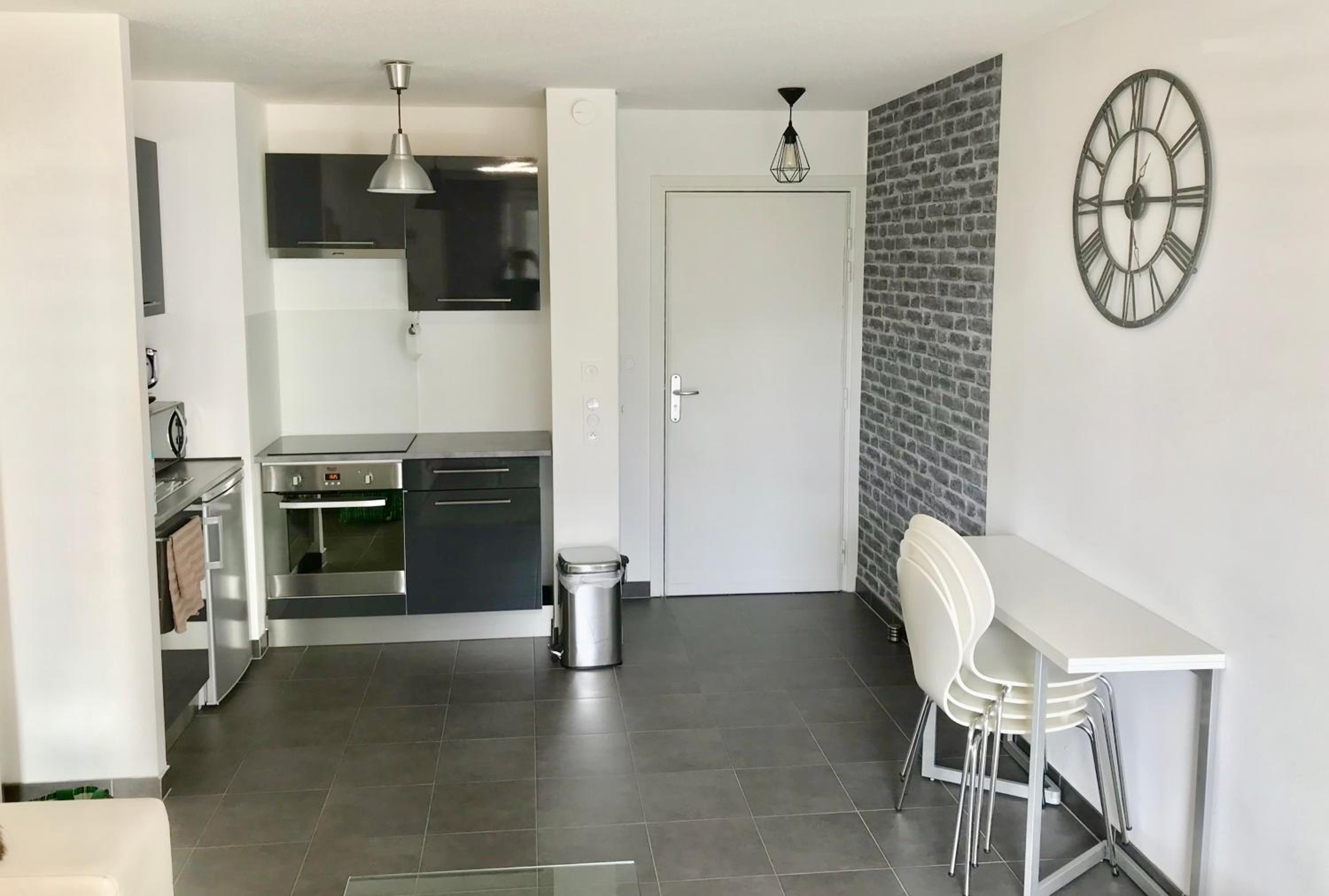 LeT2 Appartement Moderne avec Terrasse et Parking