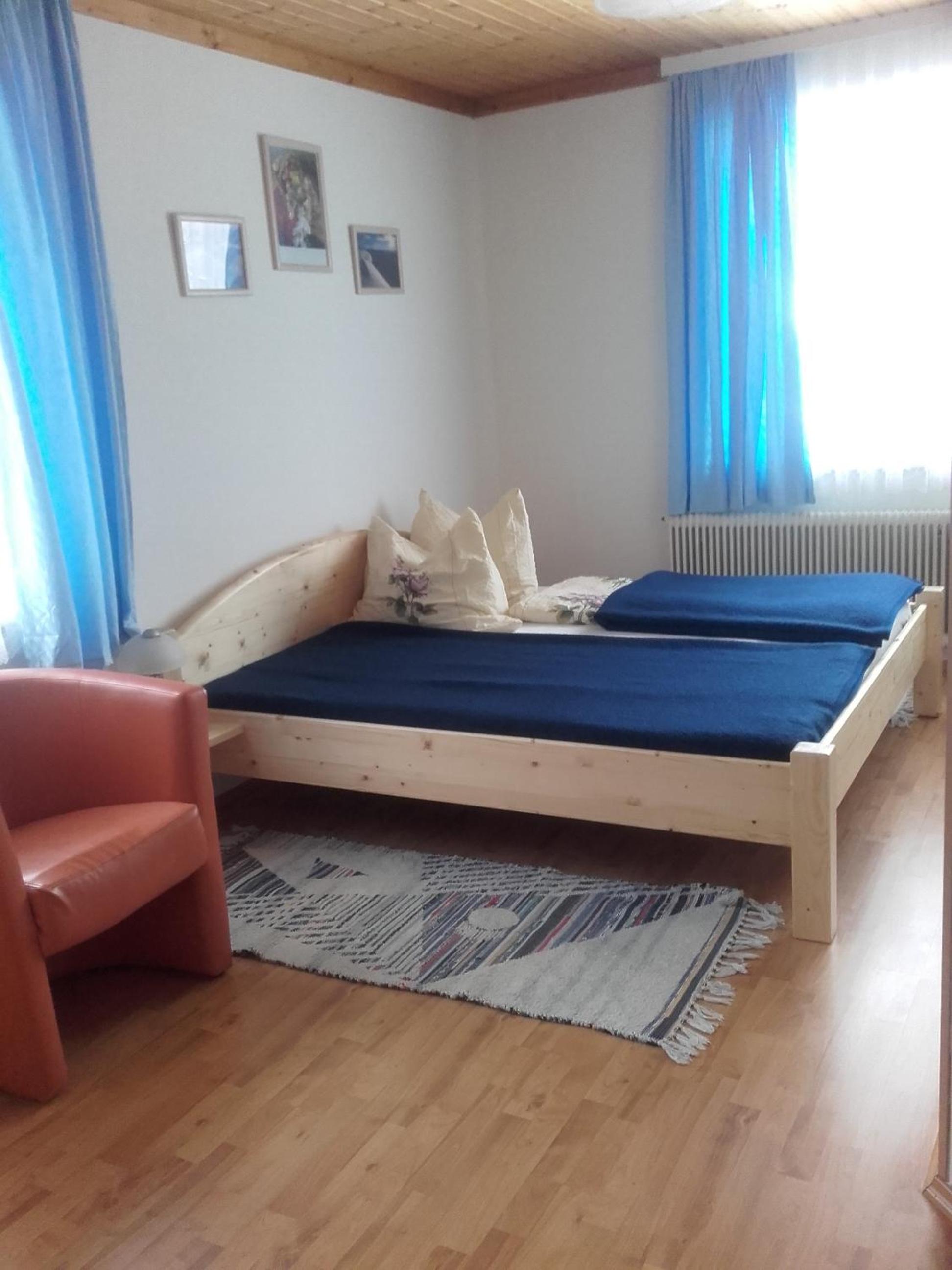 Photo 32