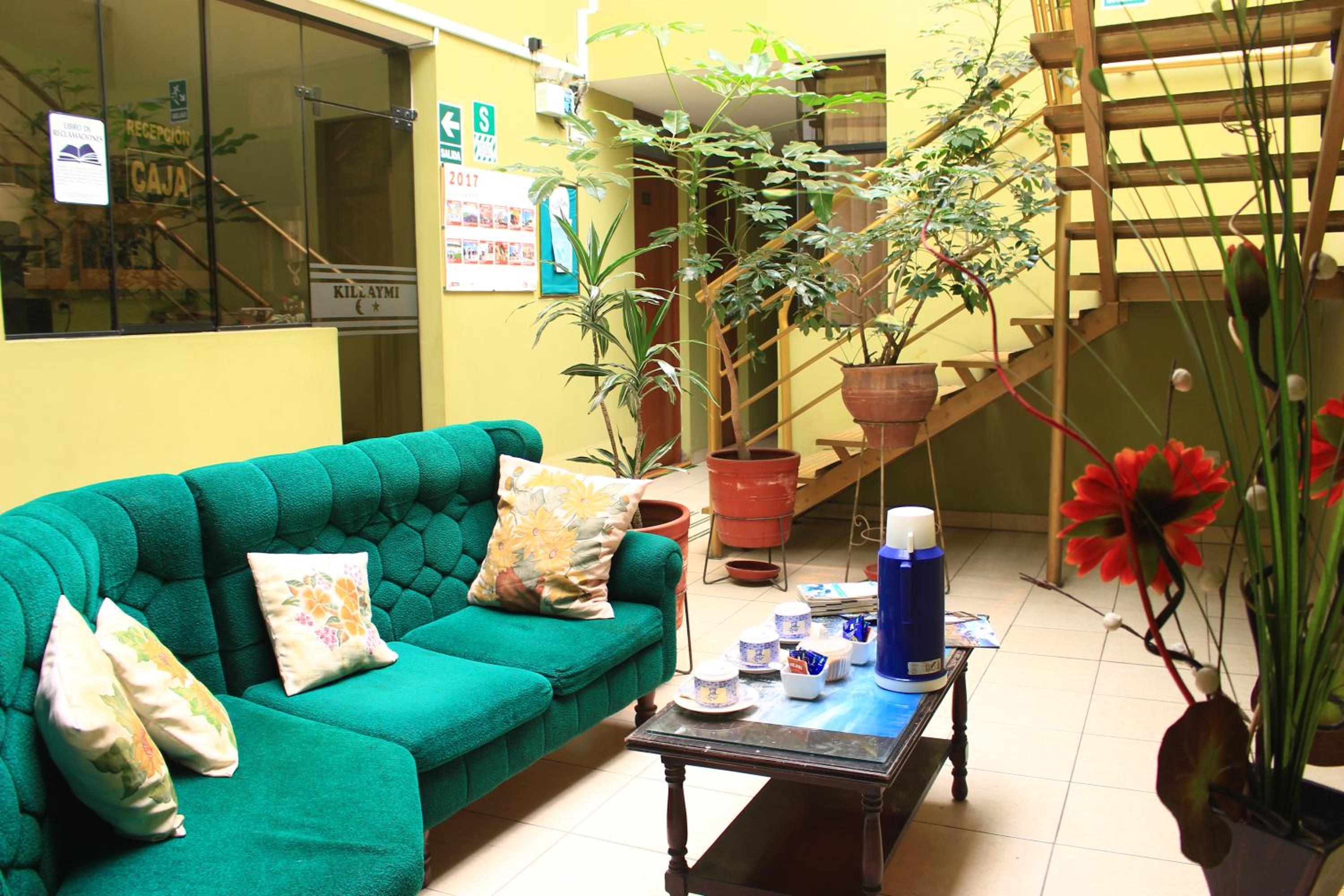 lounge