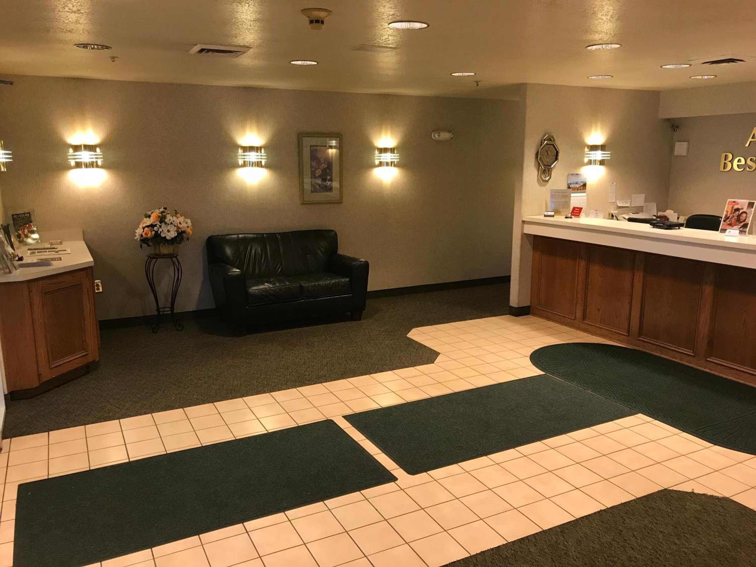 Cedar City Vacations - Americas Best Value Inn Cedar City - Property Image 12