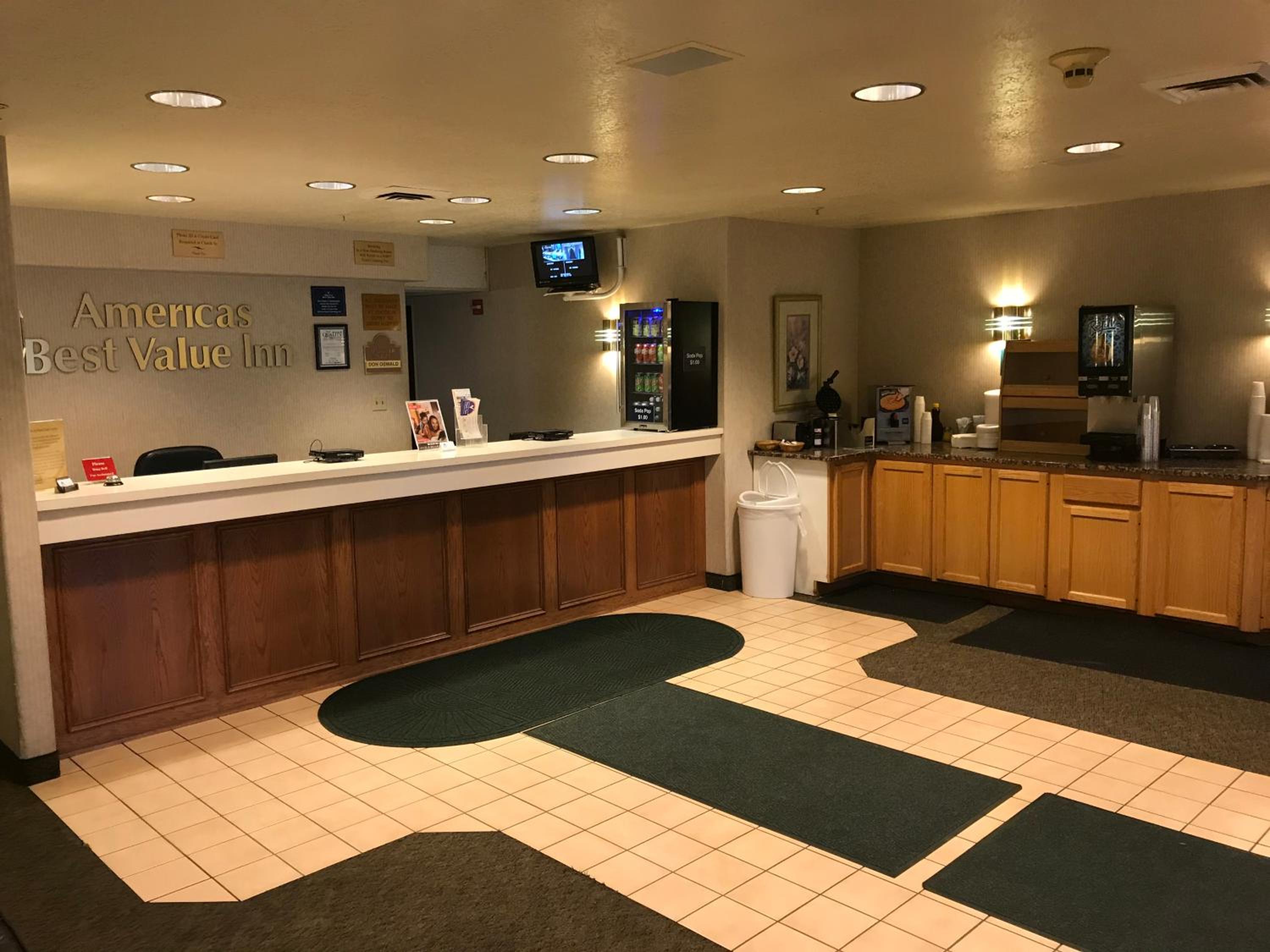 Cedar City Vacations - Americas Best Value Inn Cedar City - Property Image 2