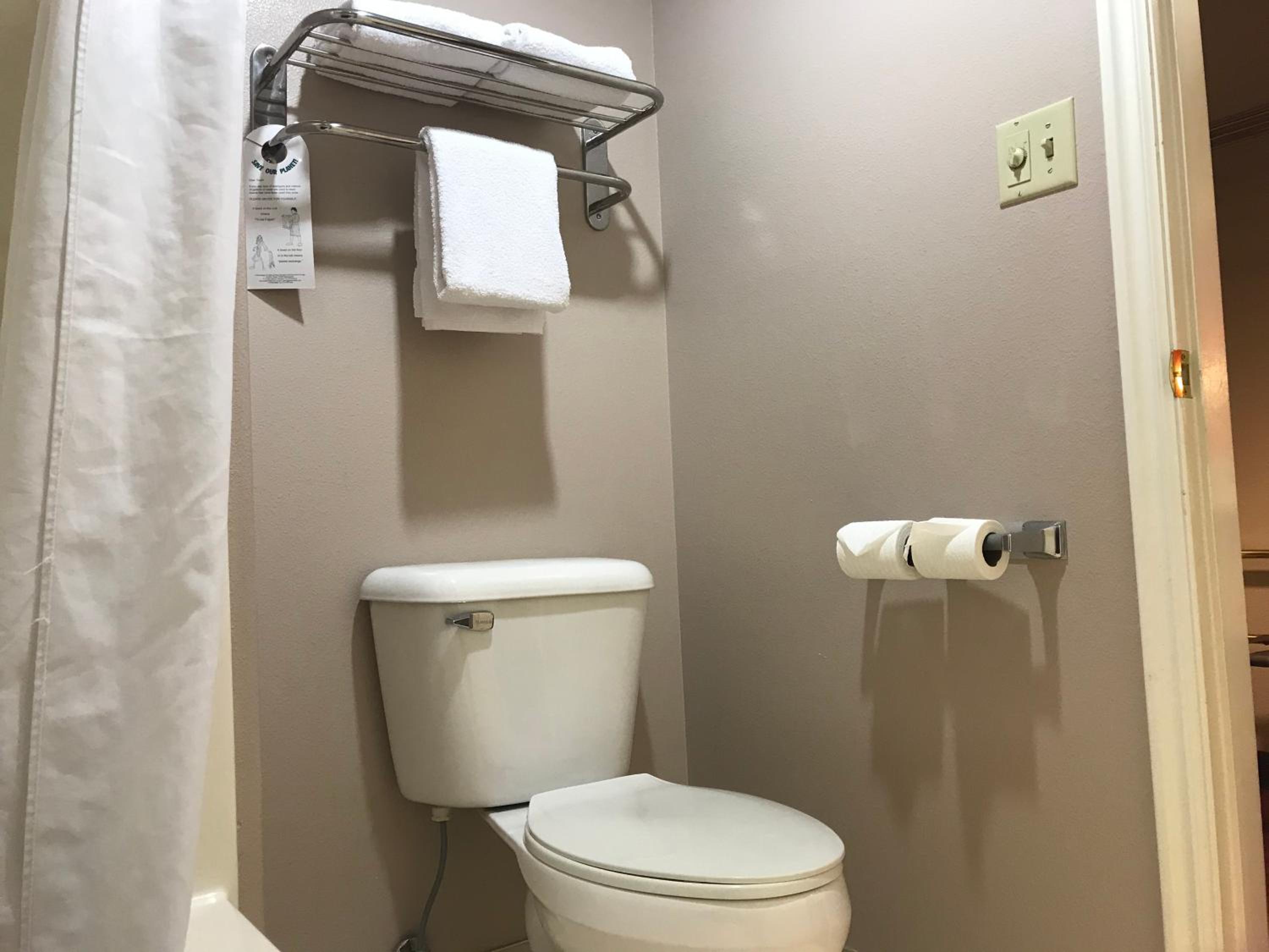Cedar City Vacations - Americas Best Value Inn Cedar City - Property Image 6