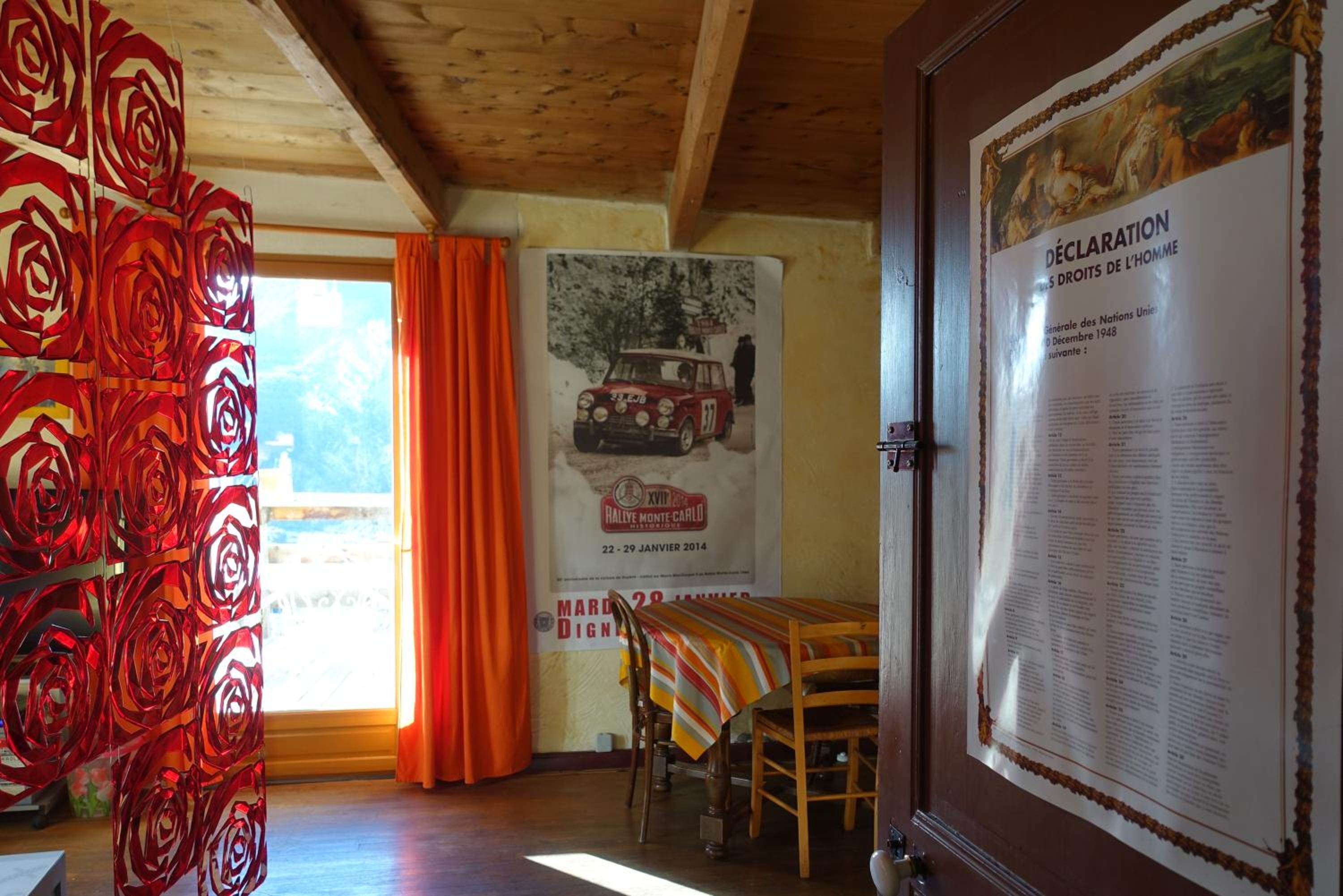 Photo 7