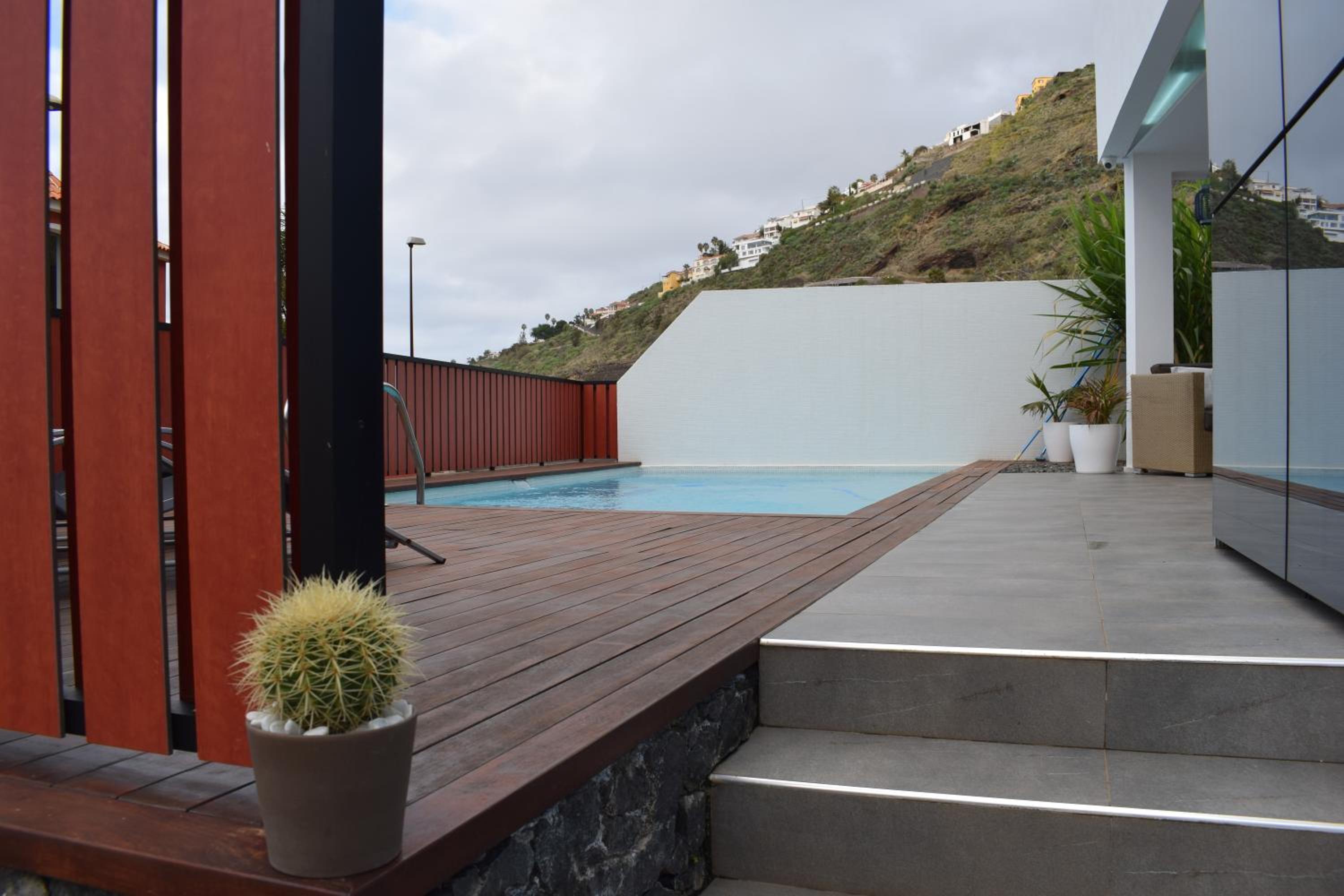 Villa Cristal view 2