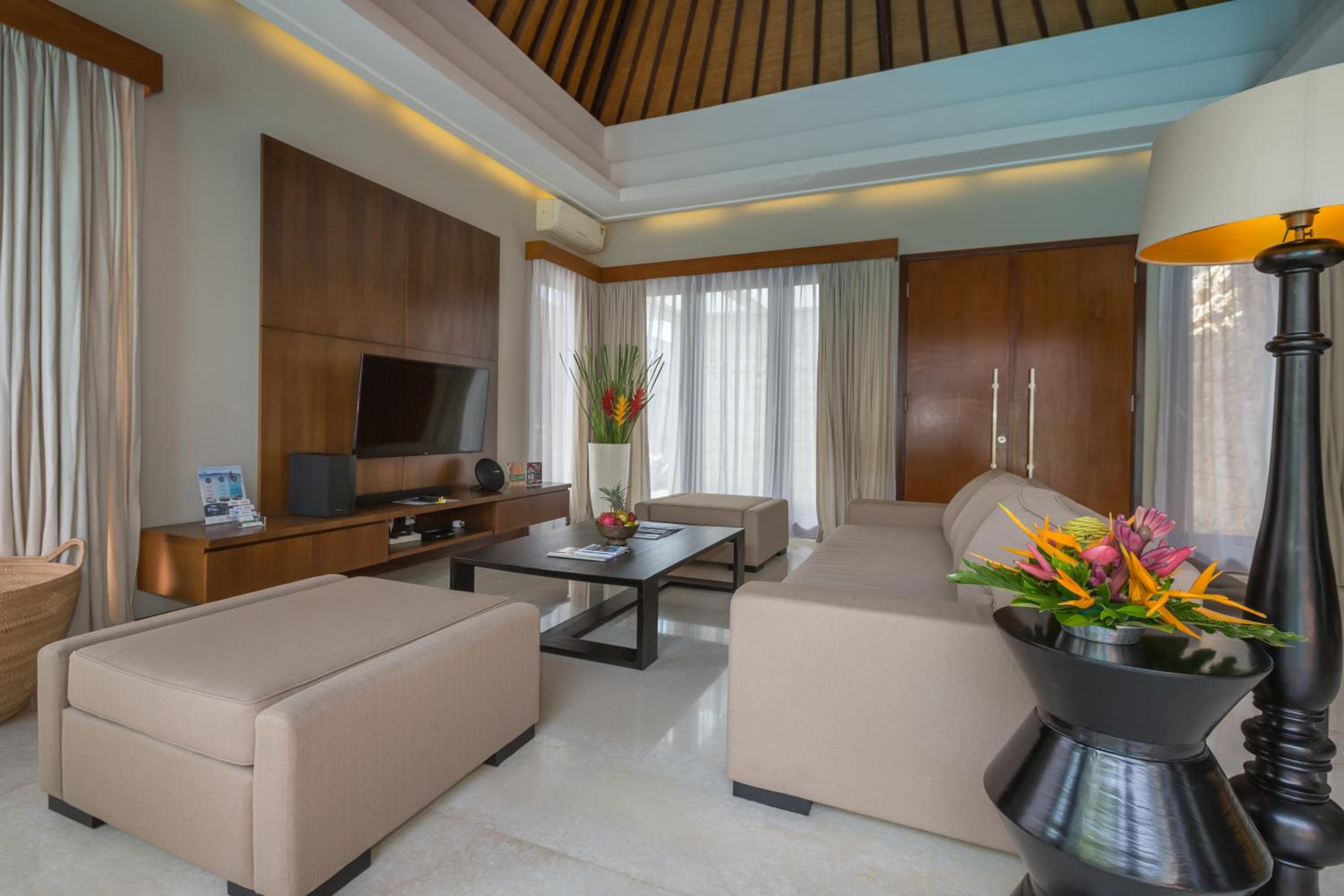 Entrada Seminyak Villa By Nagisa Bali view 5