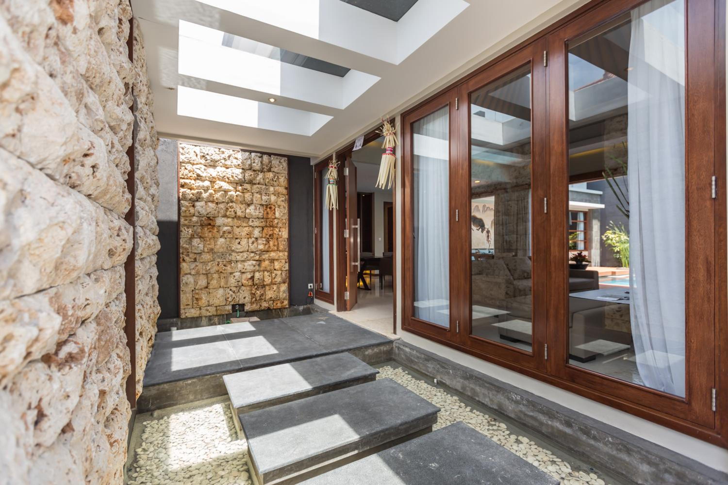 Entrada Seminyak Villa By Nagisa Bali view 2