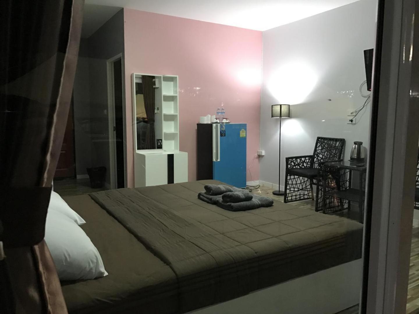 R2 Apartment Service