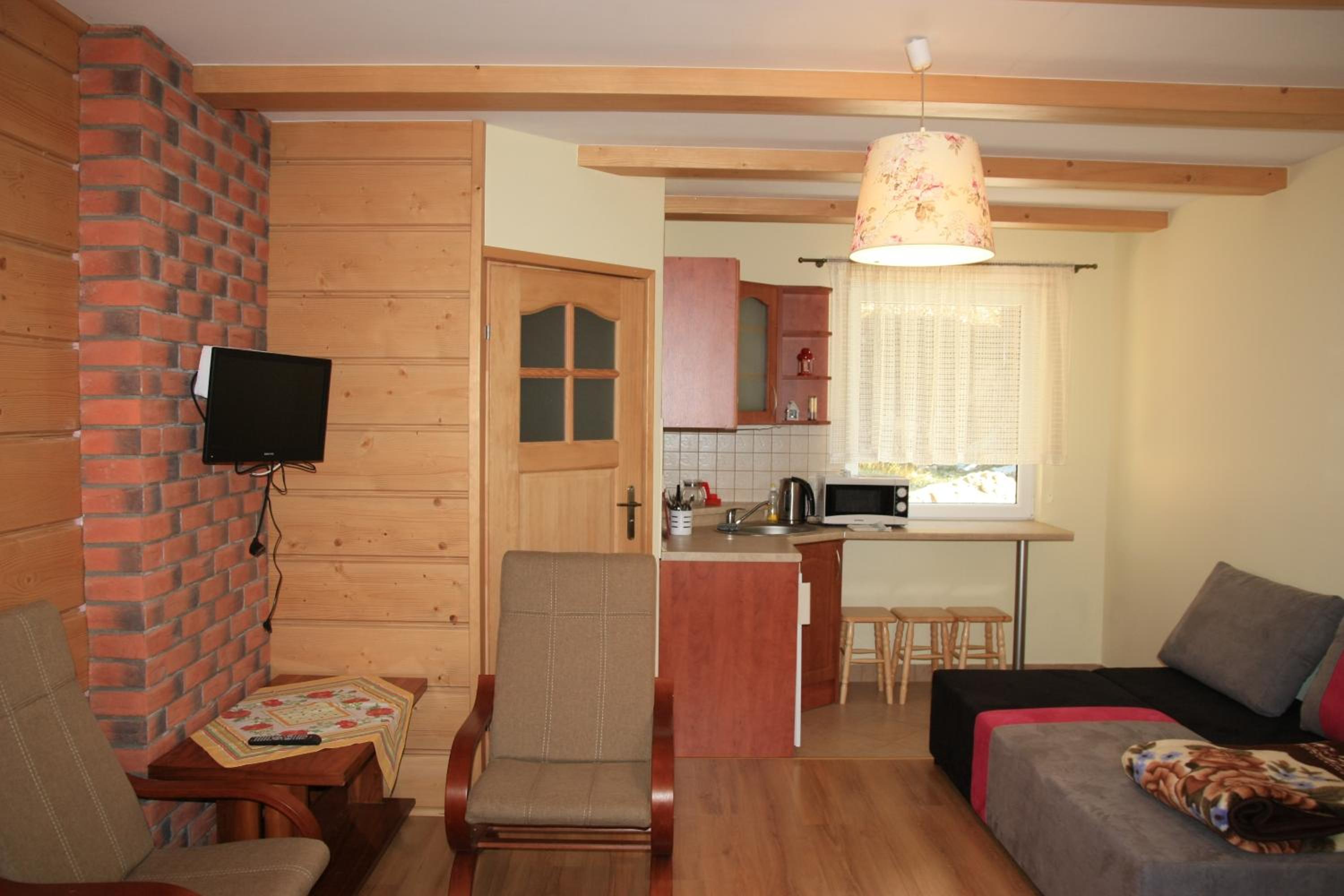 Photo 7