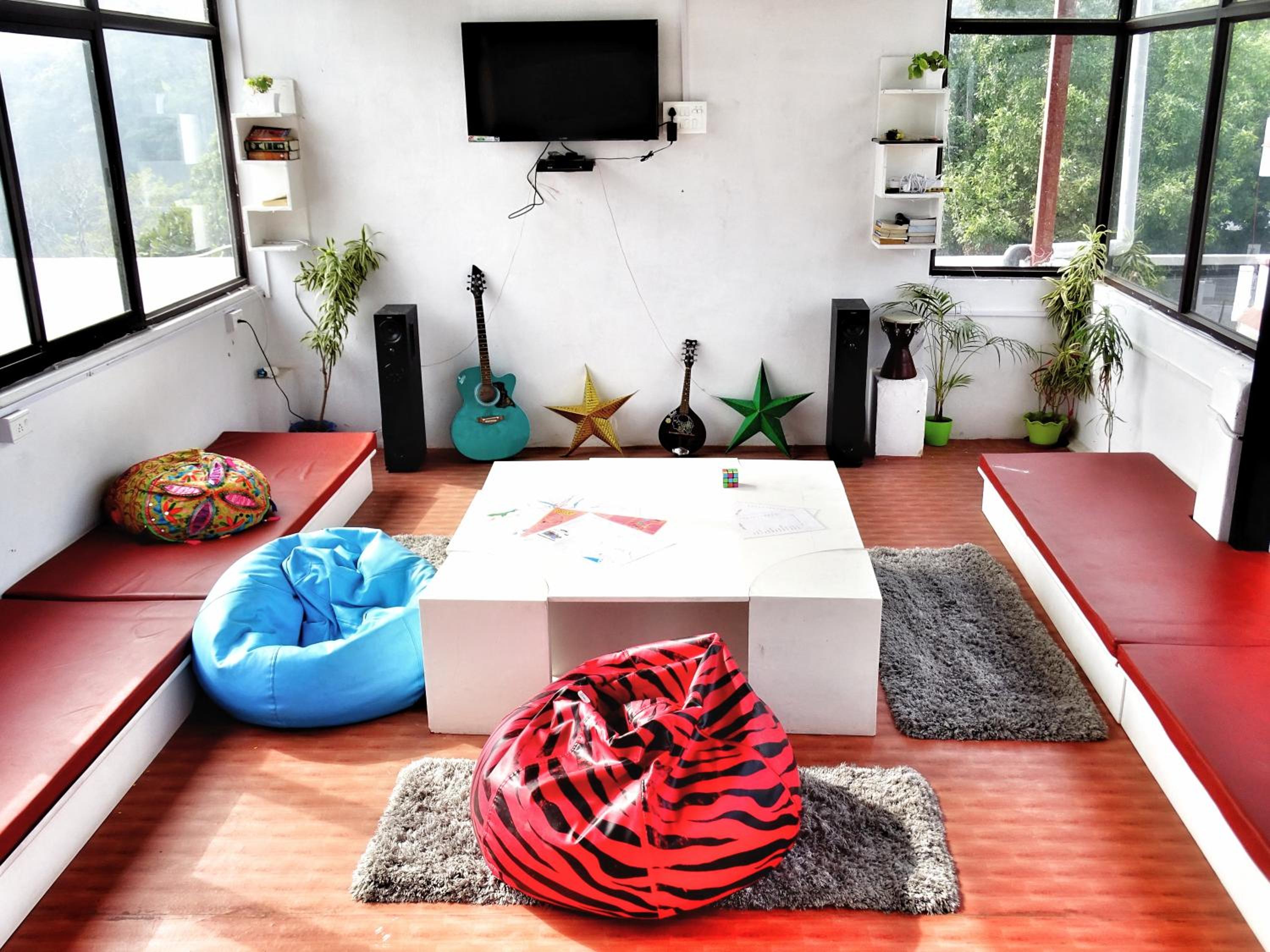 lounge