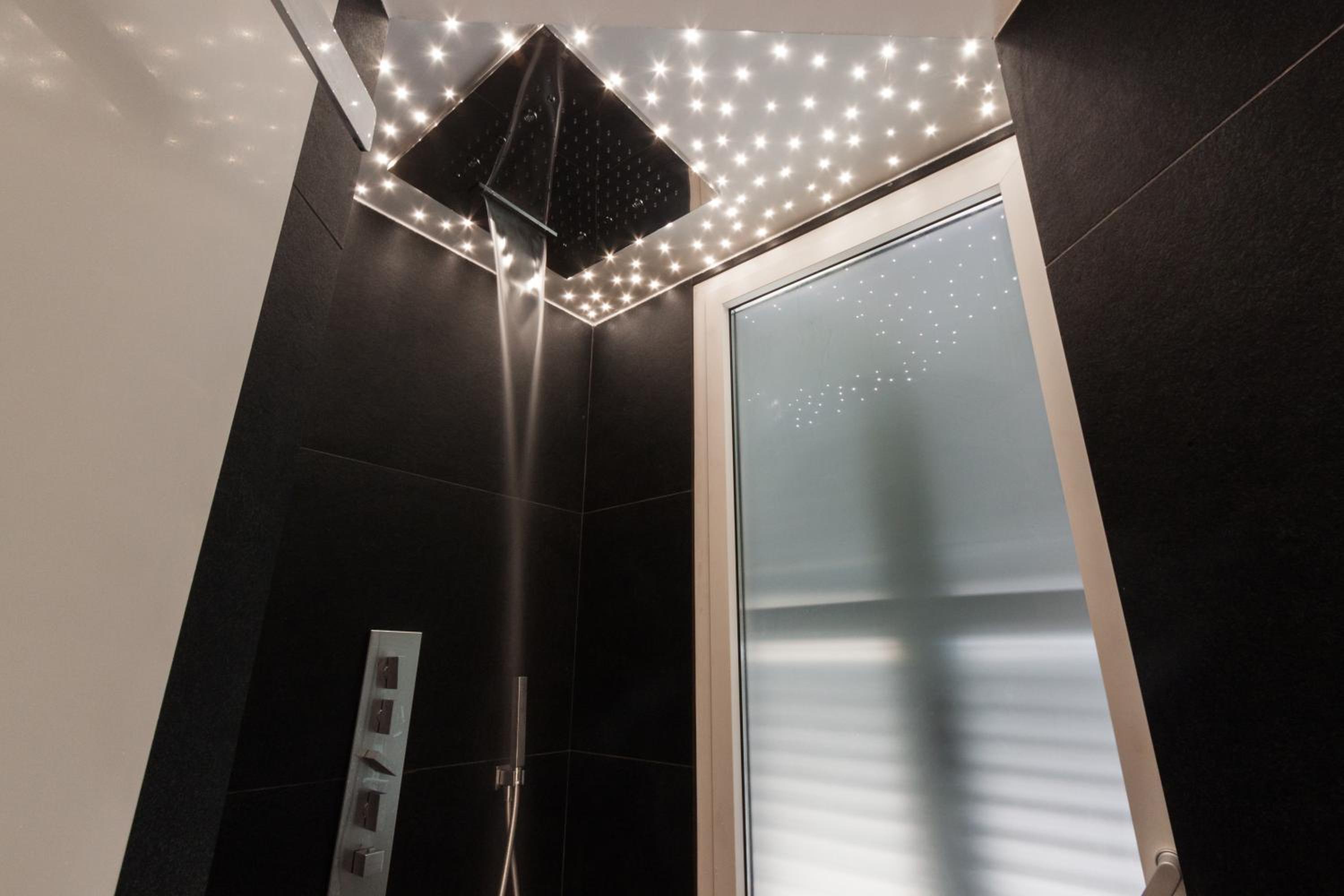 Domus Quiritum Elite, Vatican luxury apartment