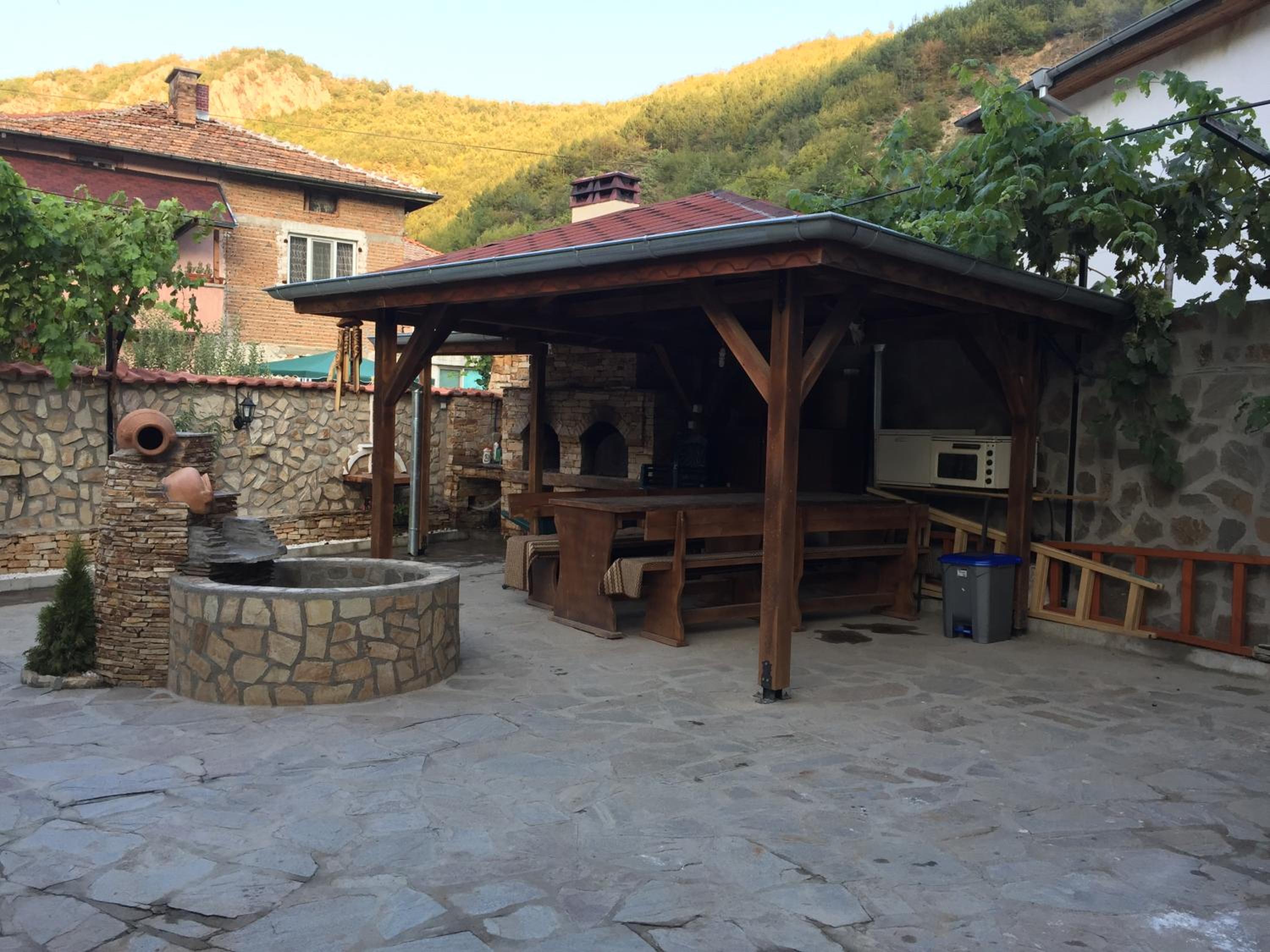 Elenite Guesthouse