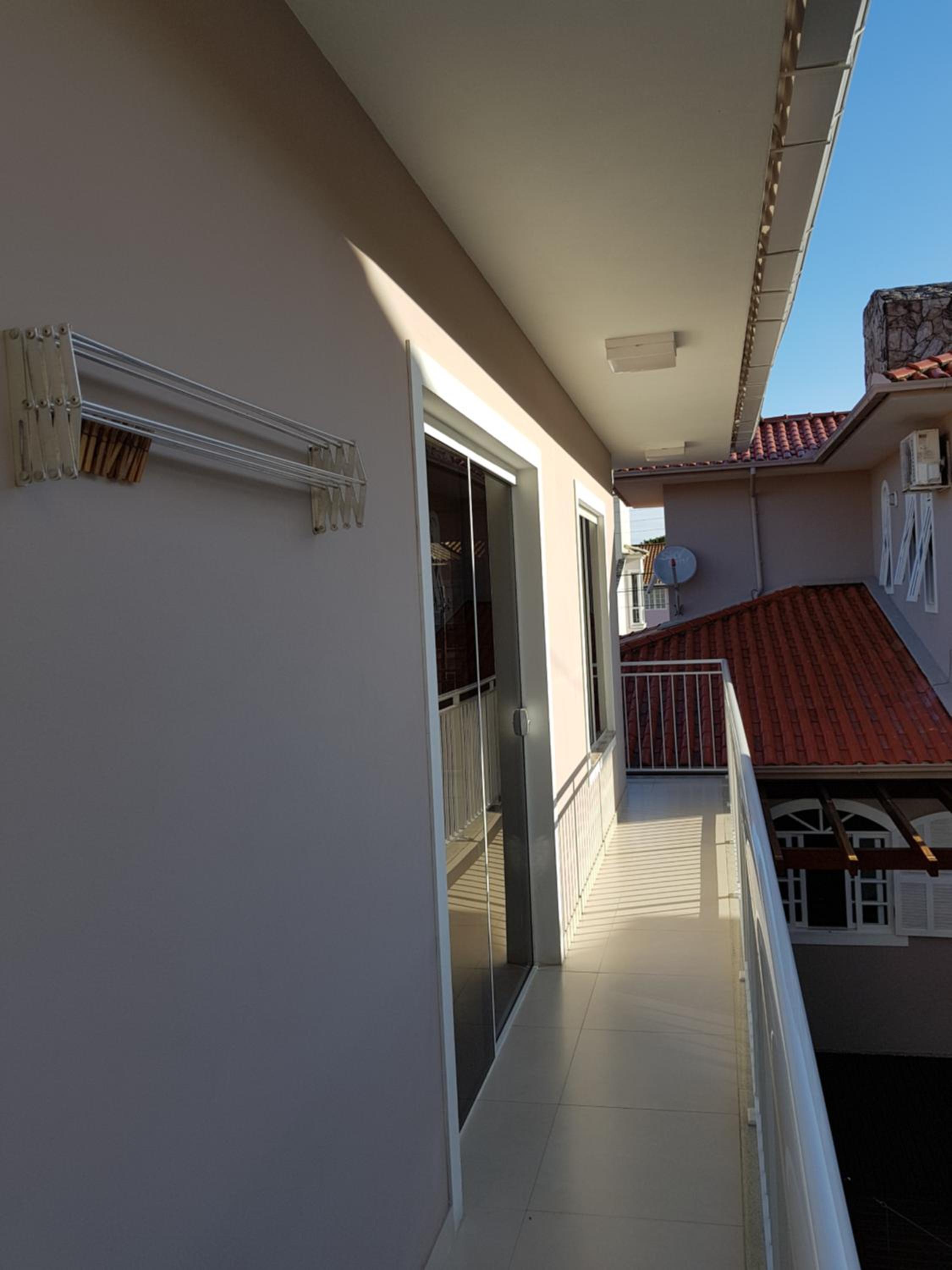 Apartamento - Praia da Armação do Pântano do Sul - Ar Condicionado view 3