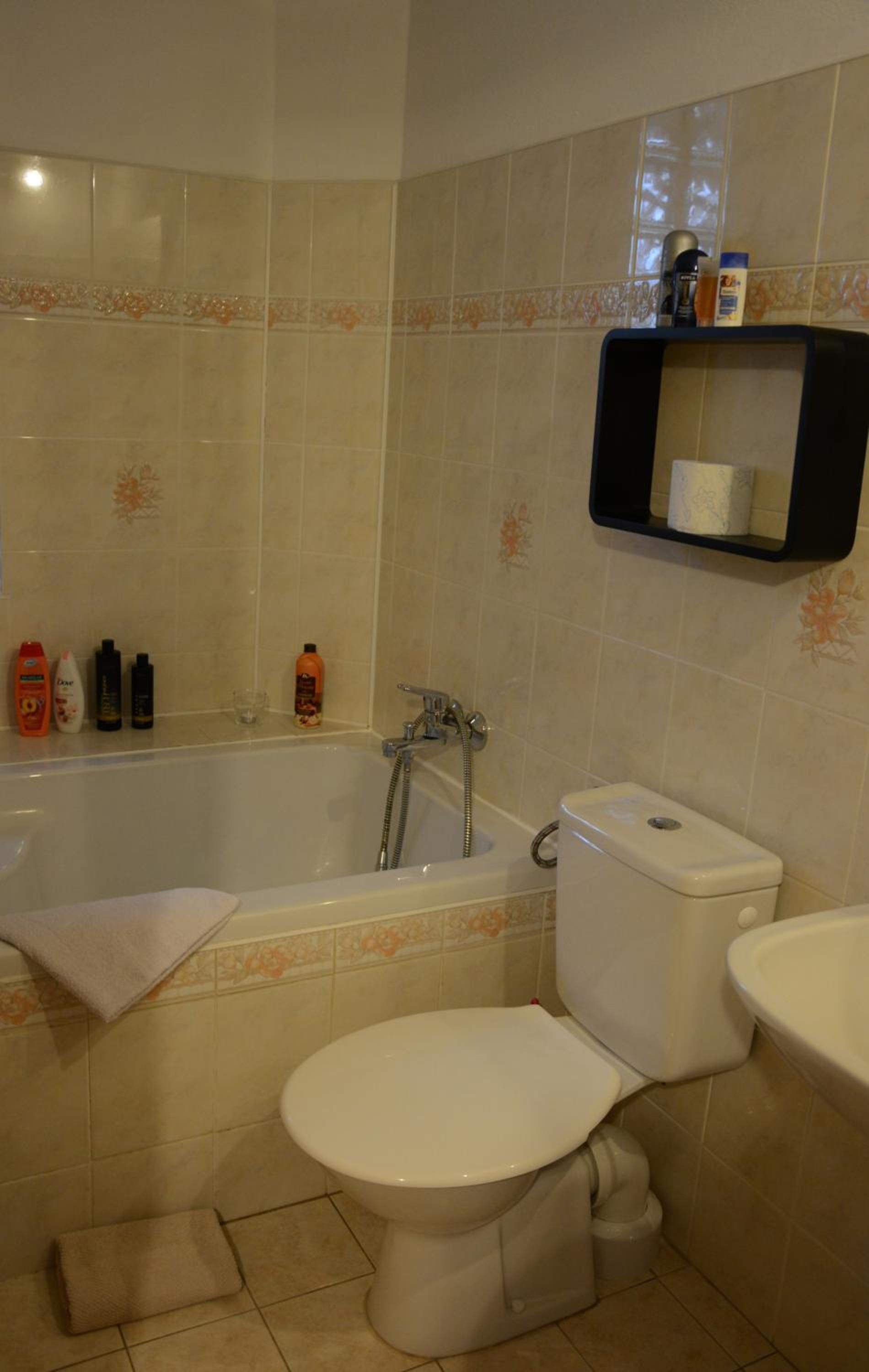 Photo 47