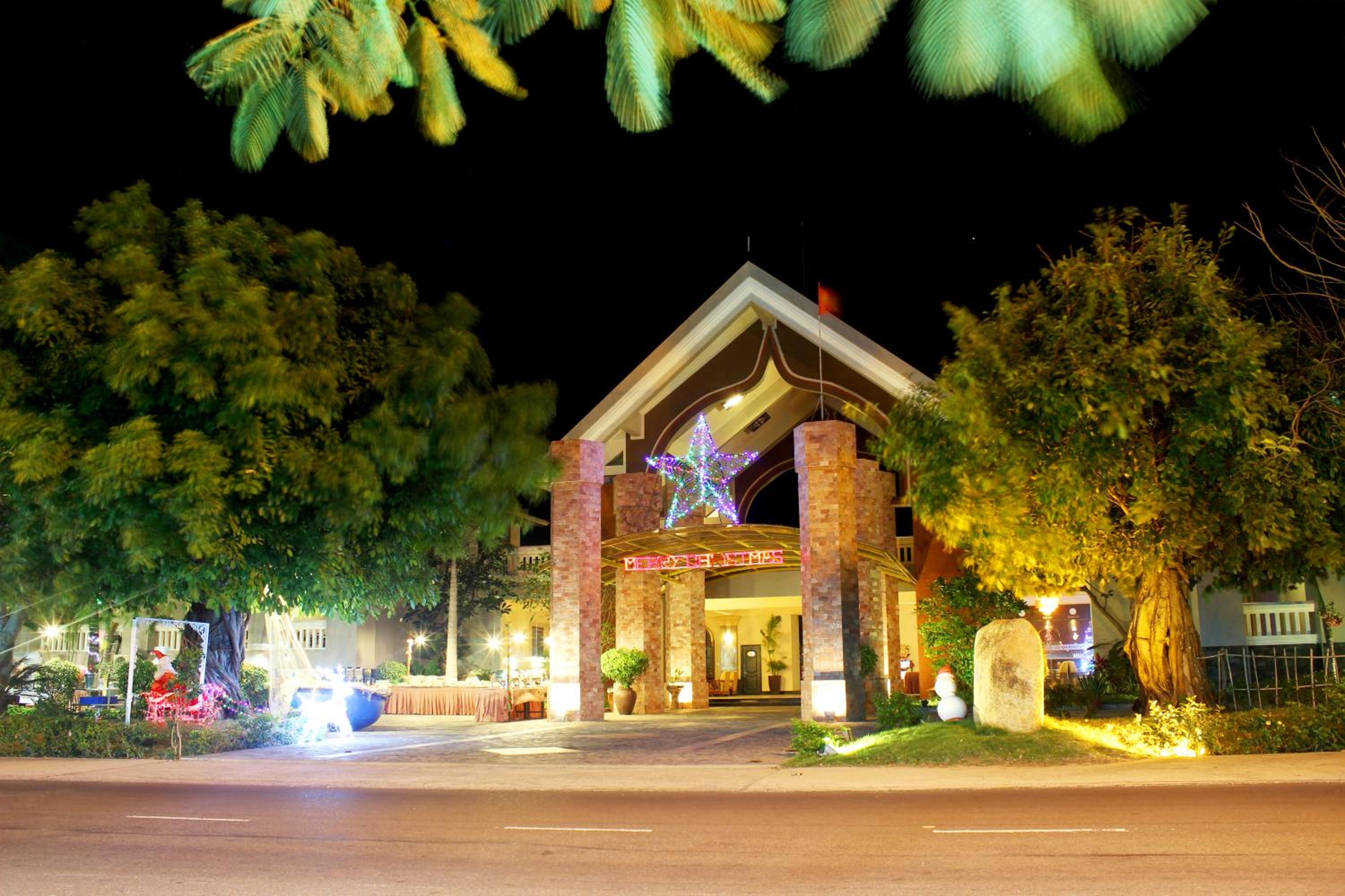 hotel building