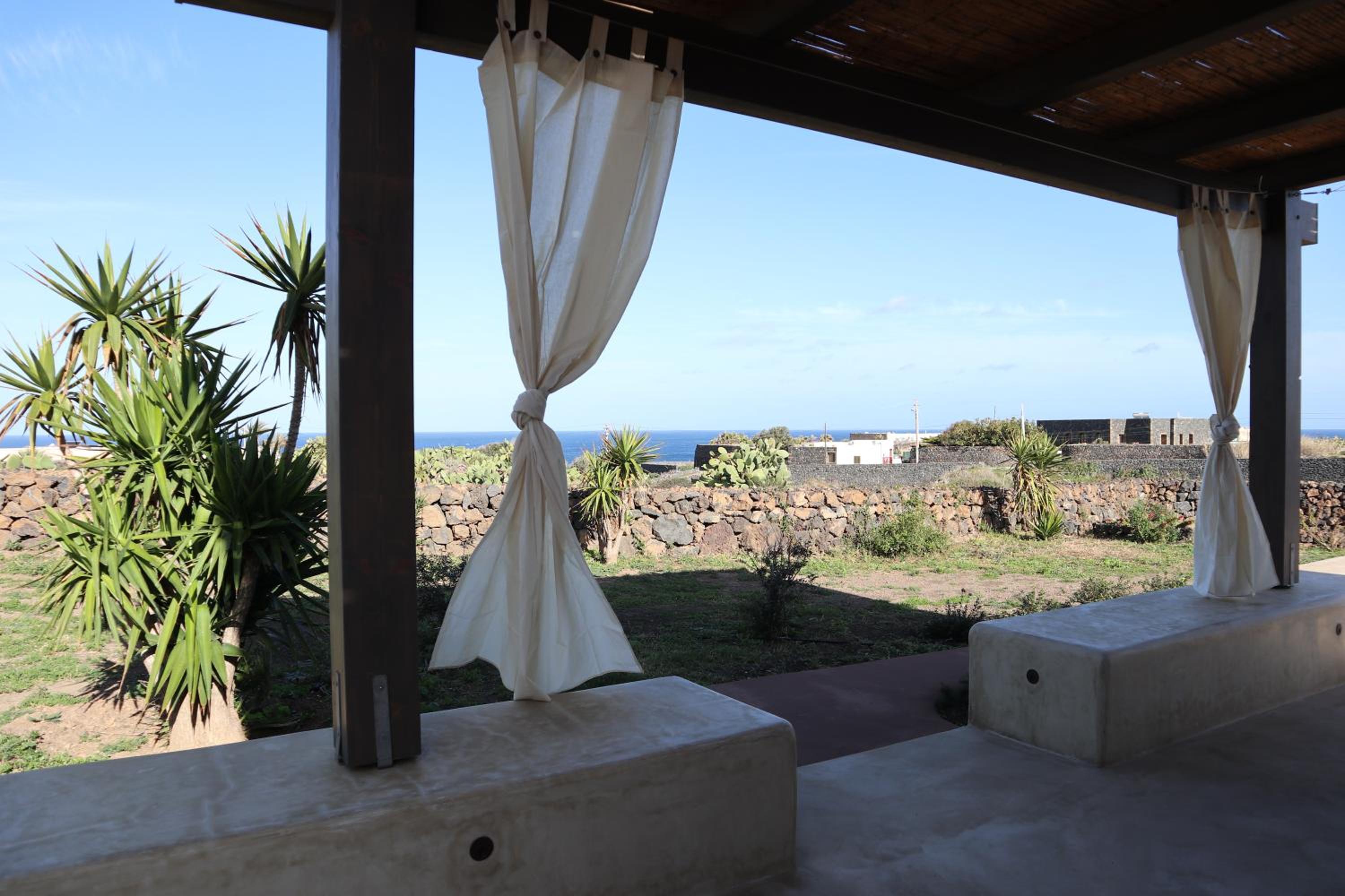 Etherea - I Dammusini di Pantelleria