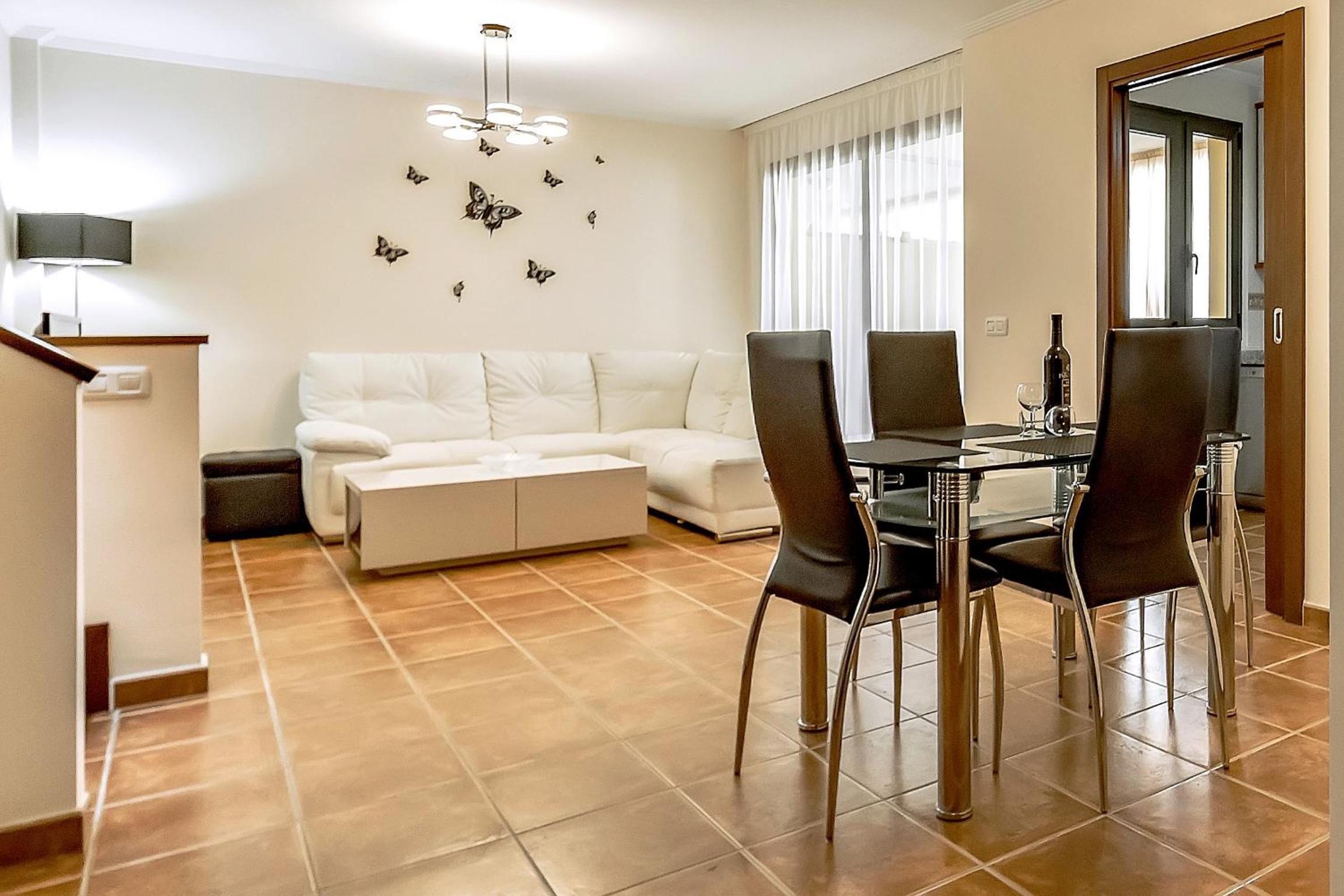 Family Townhouse La Tejita view 5