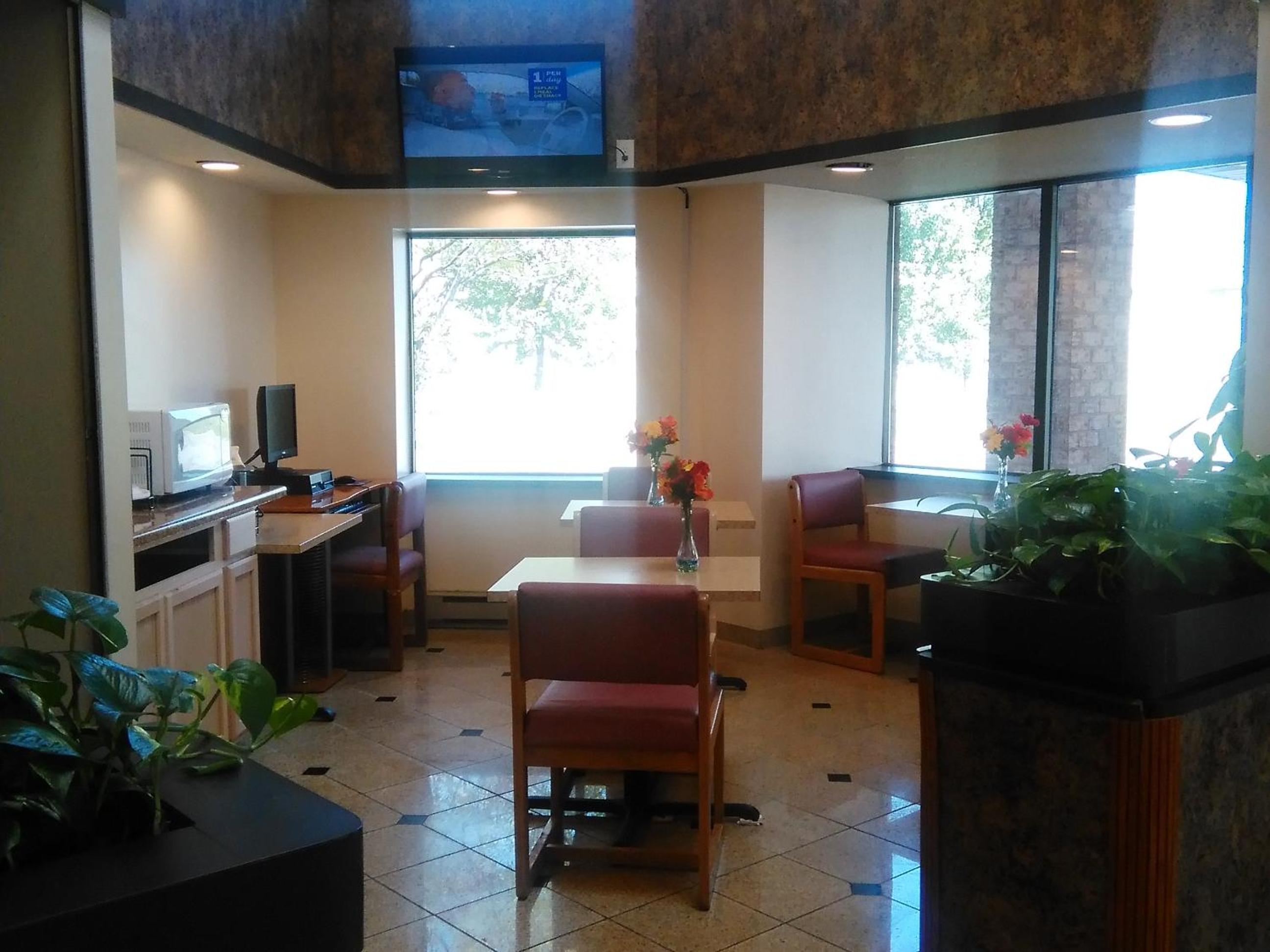 Americas Best Value Inn Horseheads view 3