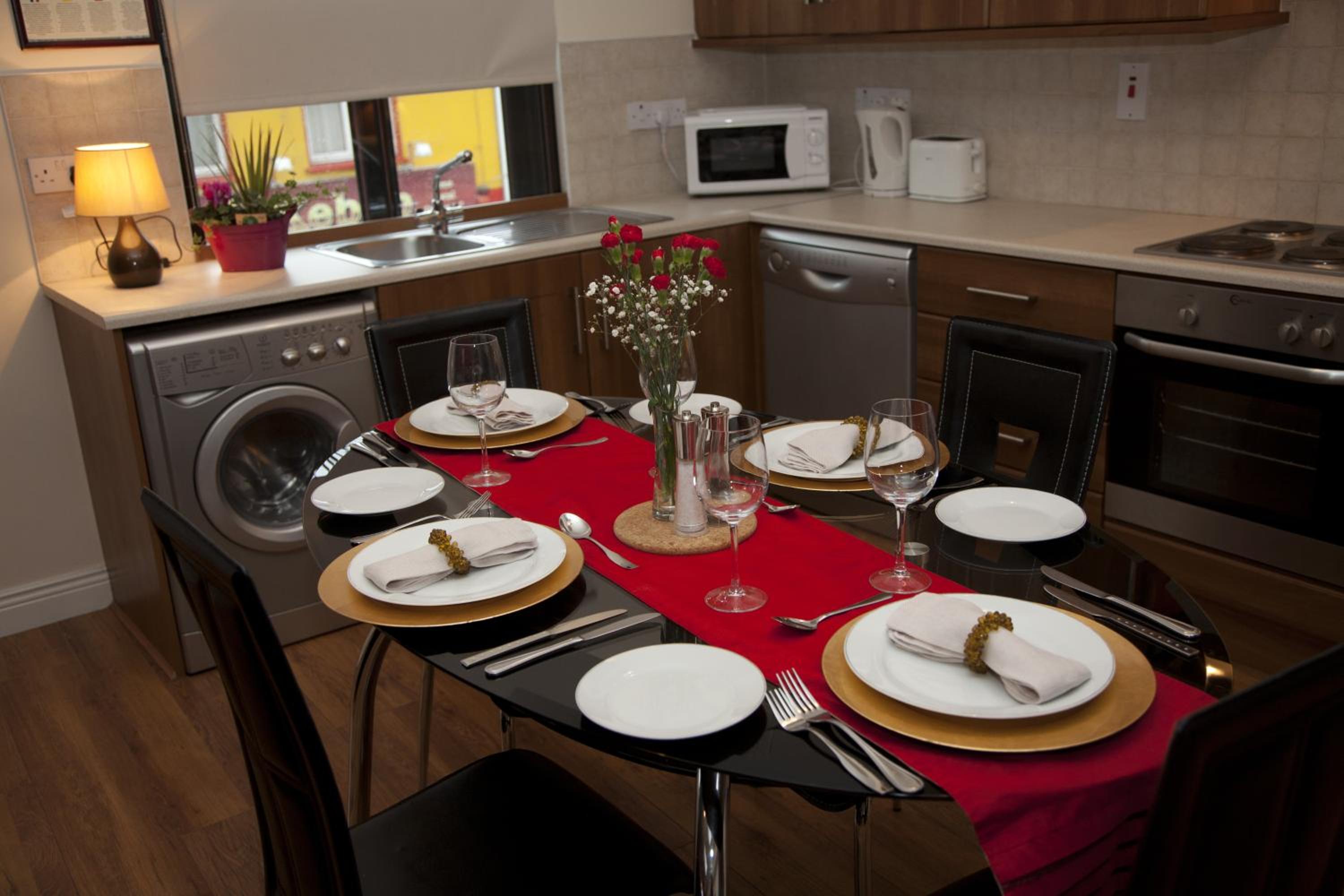 Athlone Vacations - Arch House Apartments - Property Image 4
