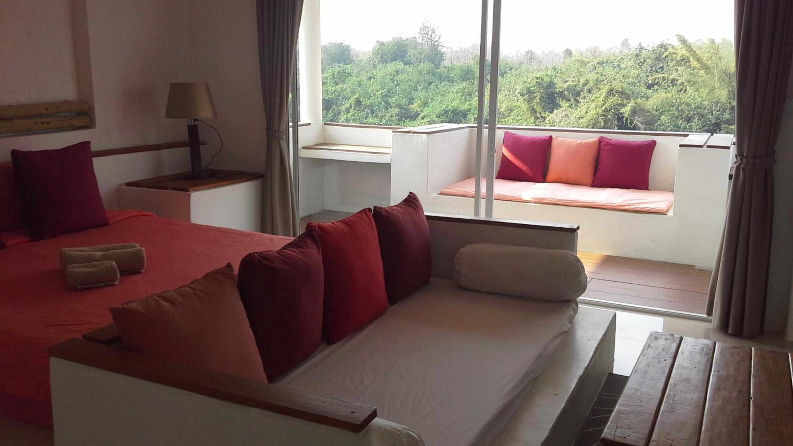 Chasorn Riverside Resort