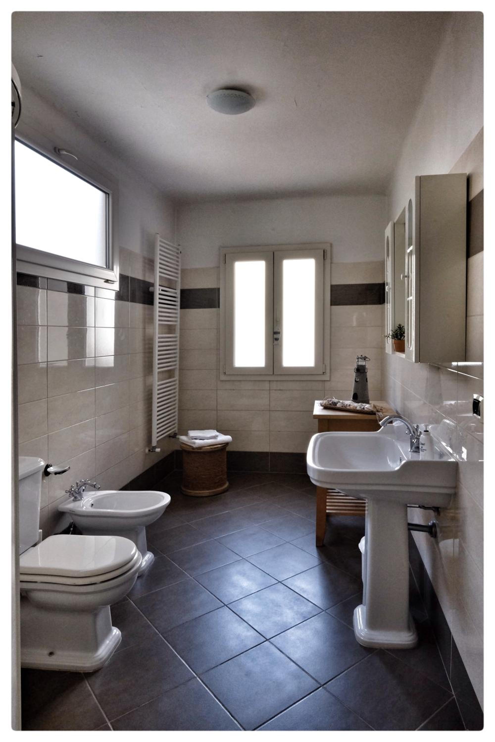 Viareggio Vacations - La Casa sul Molo - Property Image 5