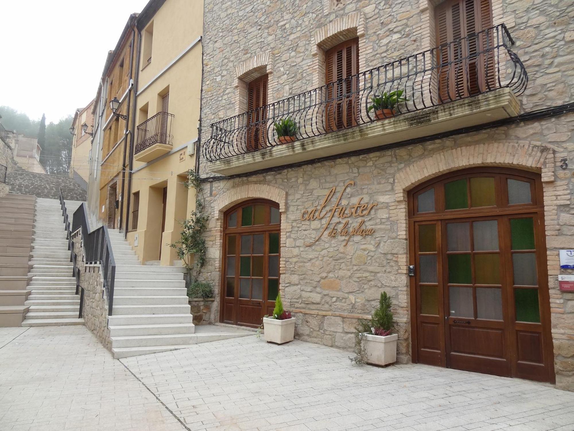 Cal Fuster De La Plaça