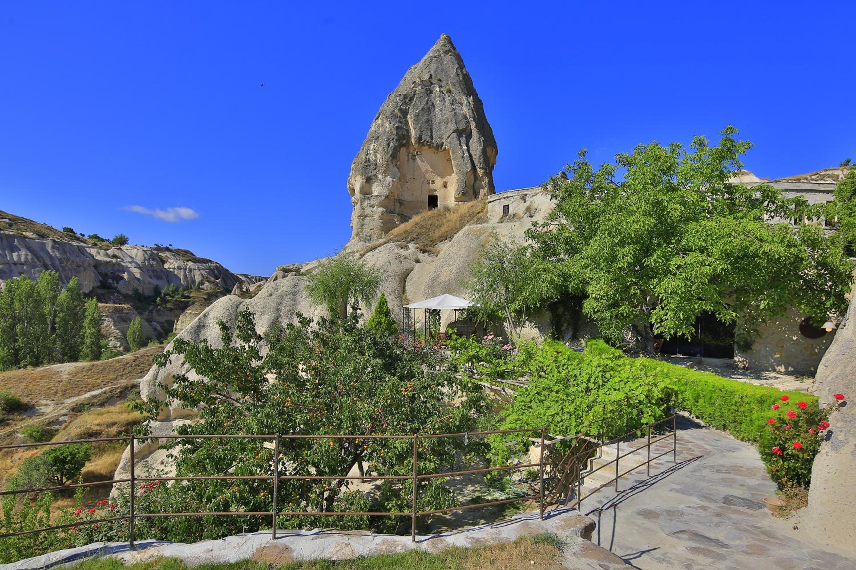 Traveller's Cave Hotel - Image 129