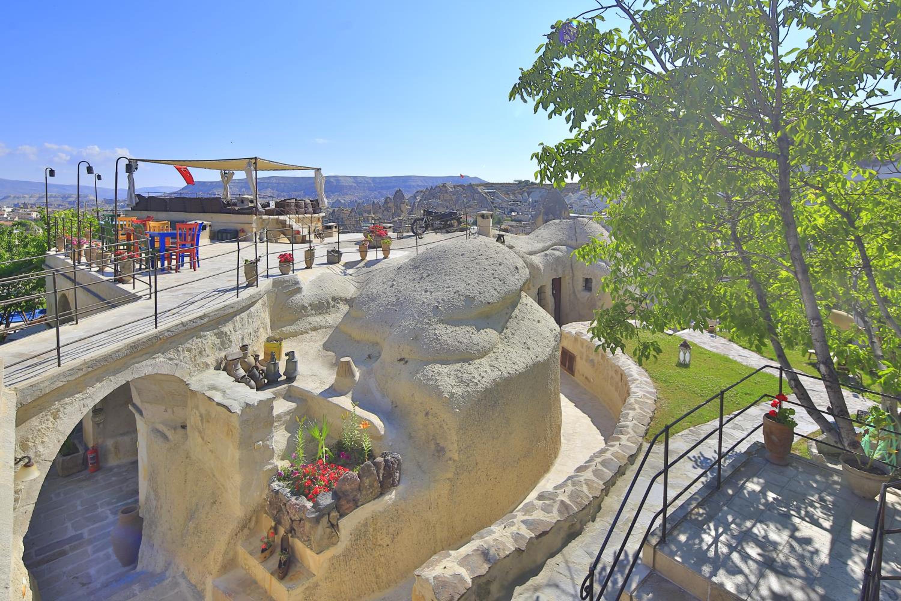 Traveller's Cave Hotel - Image 62