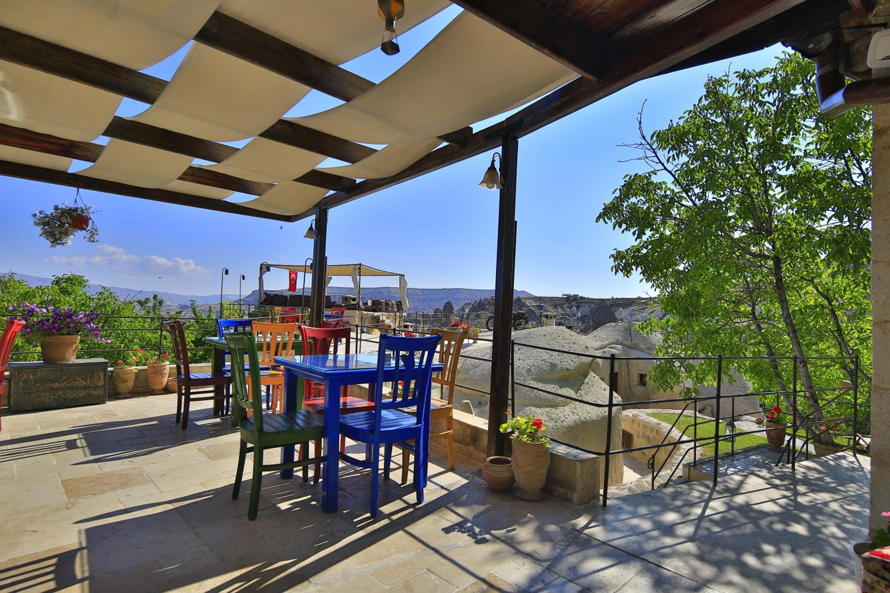 Traveller's Cave Hotel - Image 127